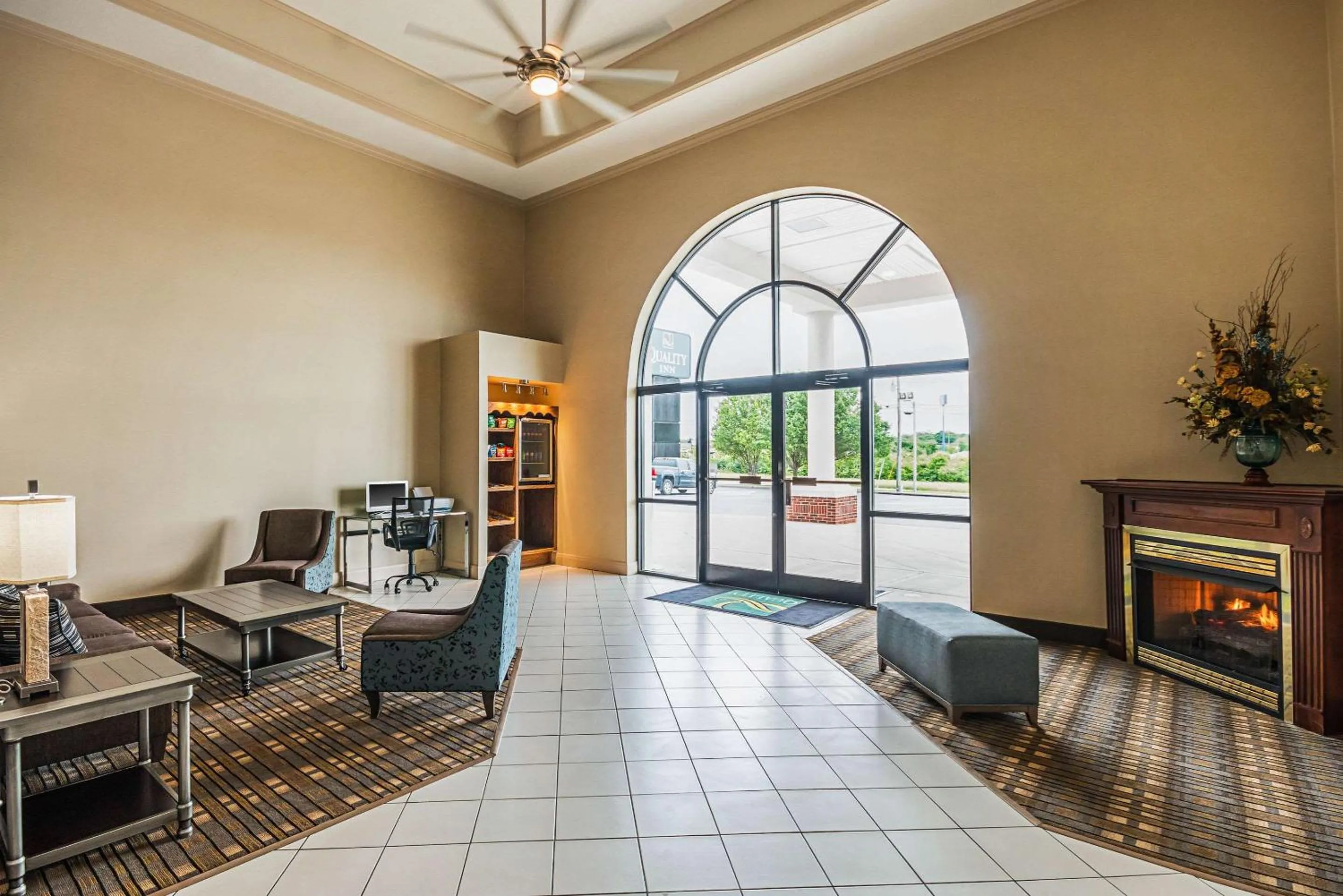 Lobby or reception in Quality Inn Berea