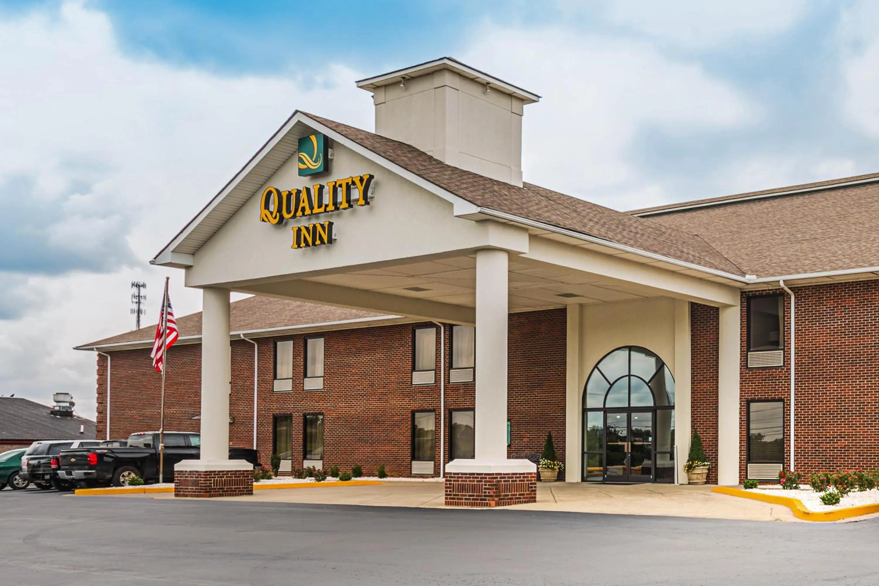 Property building in Quality Inn Berea