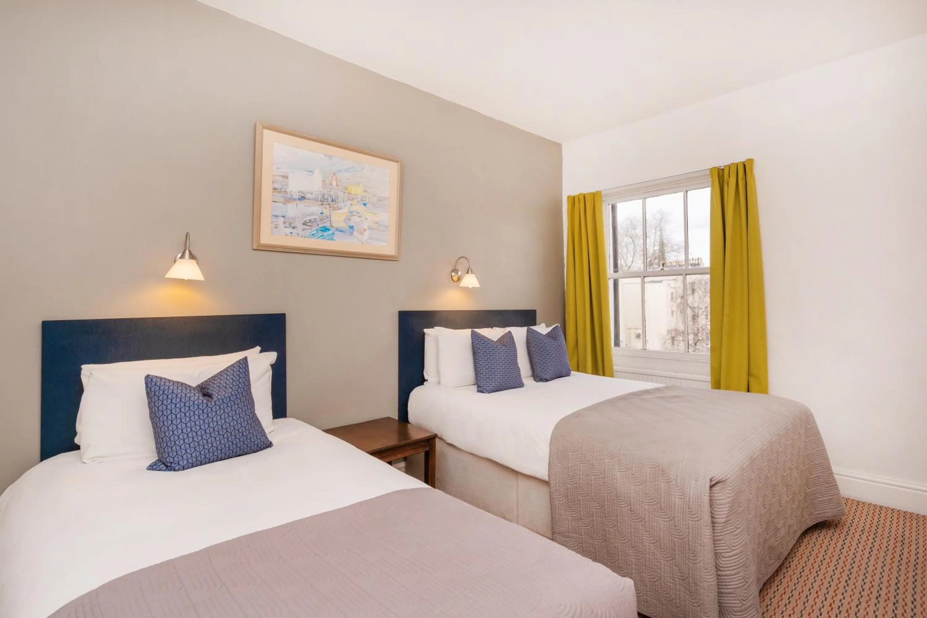 Bedroom, Bed in The Washington