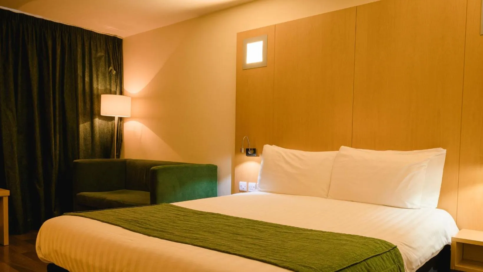 Bed in Station House Hotel Letterkenny