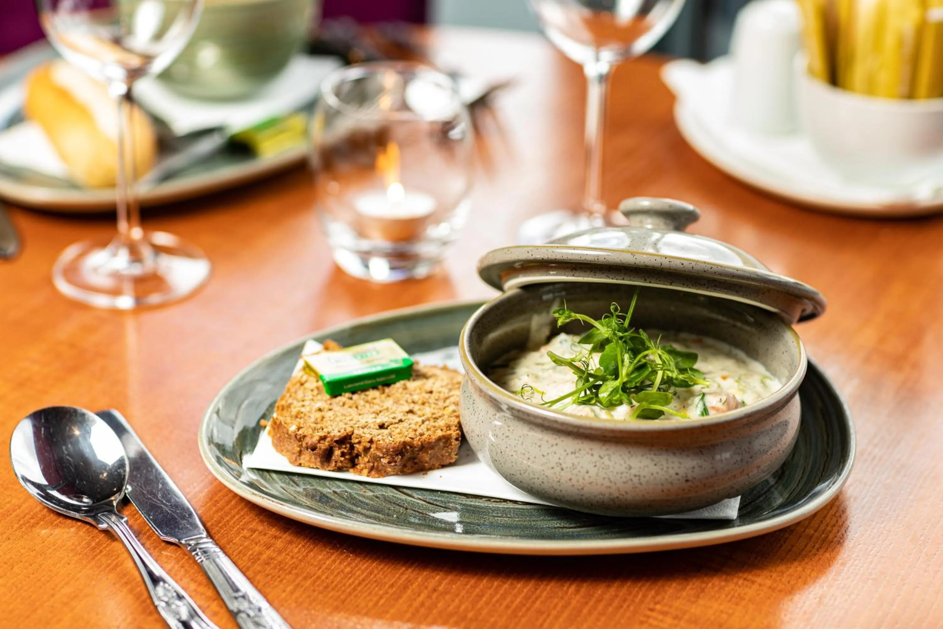 Restaurant/places to eat in Station House Hotel Letterkenny