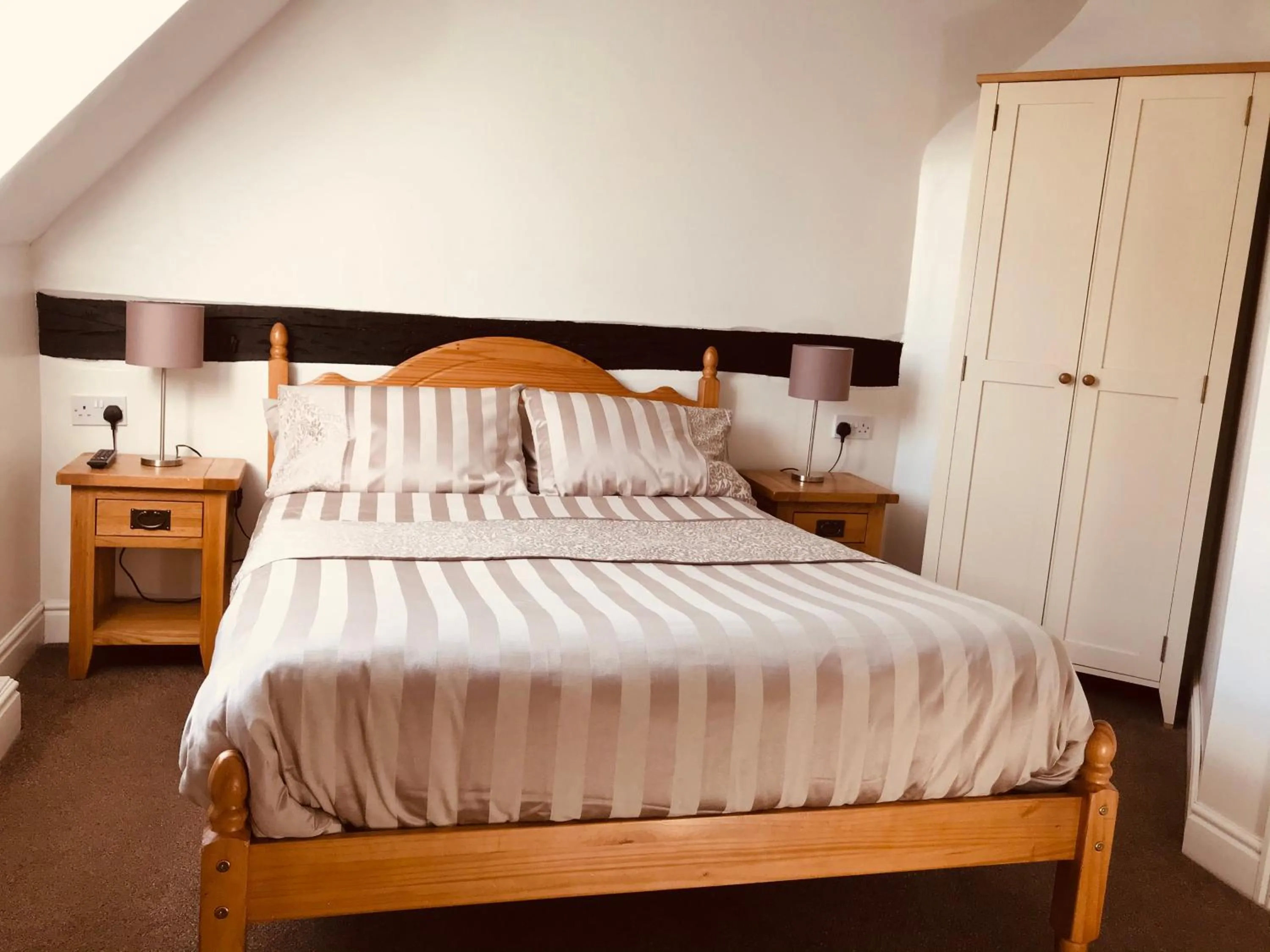 Bedroom, Bed in Severn Valley Guest House