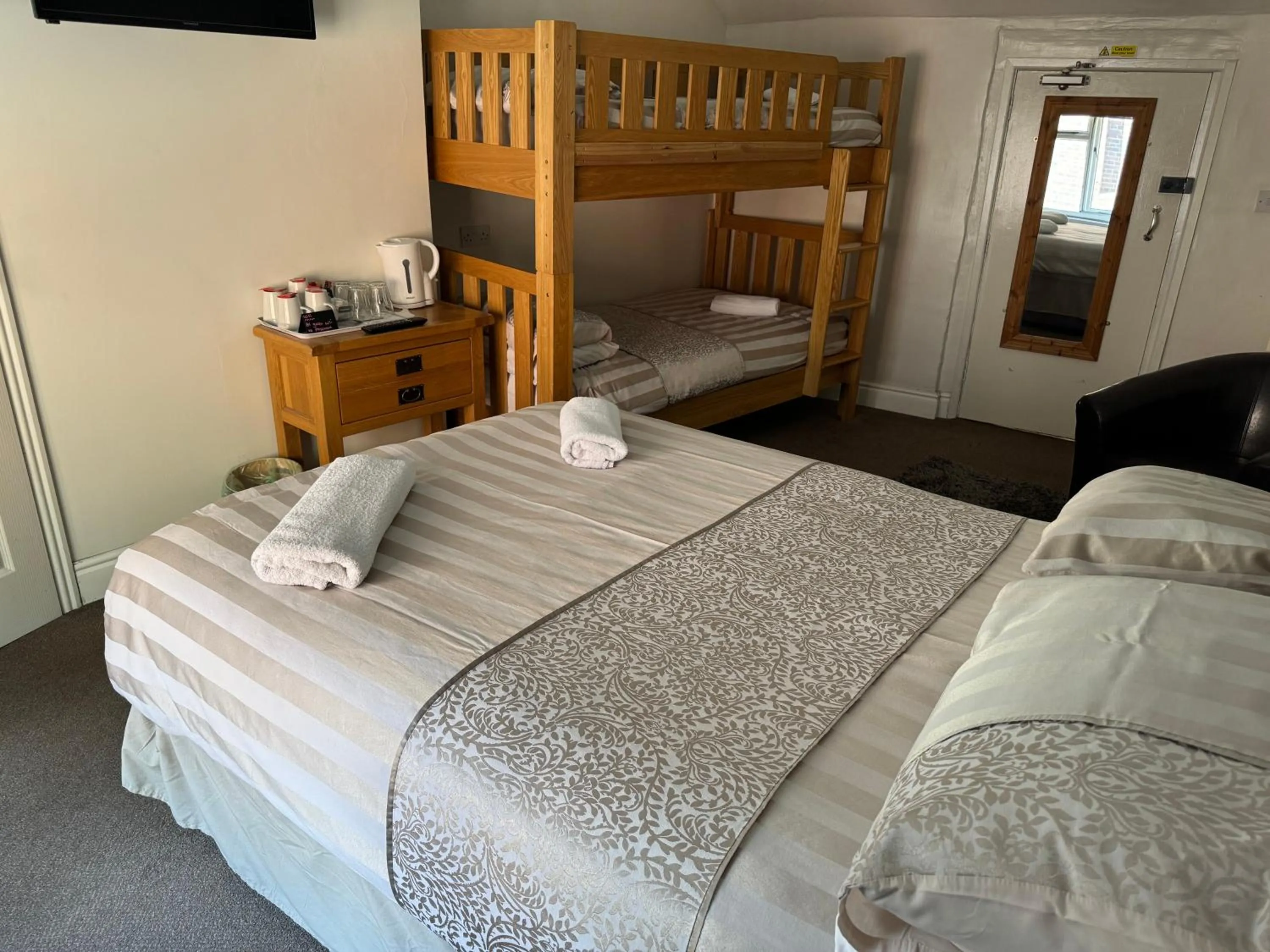 Photo of the whole room, Bed in Severn Valley Guest House