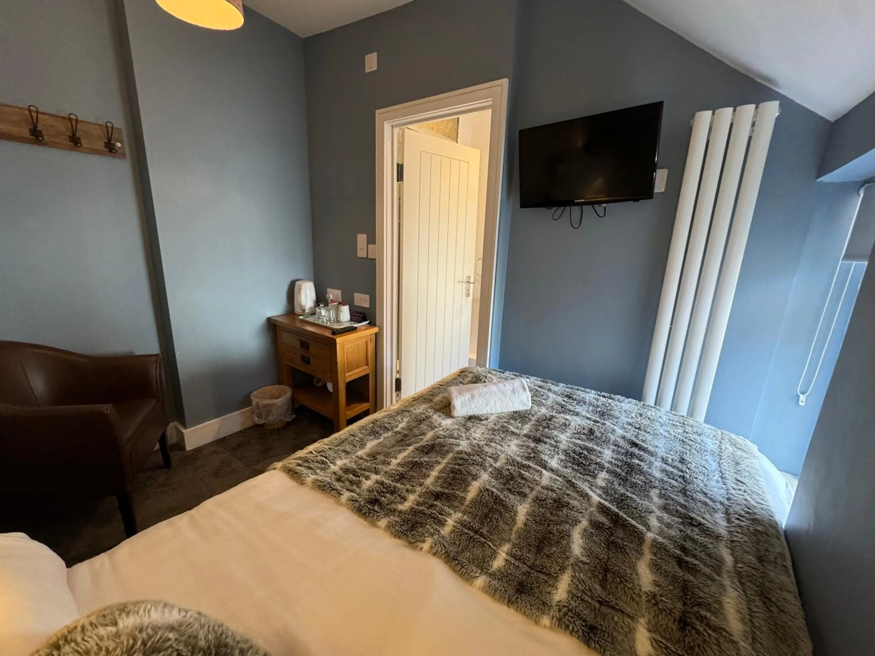 Bedroom, Bed in Severn Valley Guest House