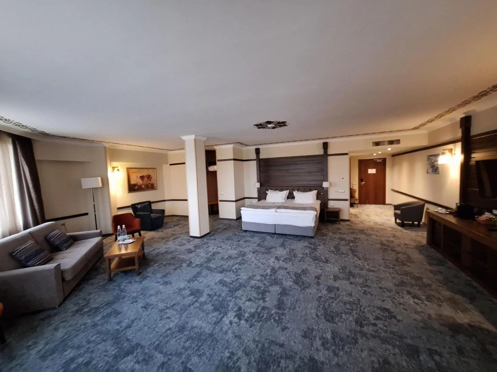 Photo of the whole room, Bed in Hot Springs Medical and SPA