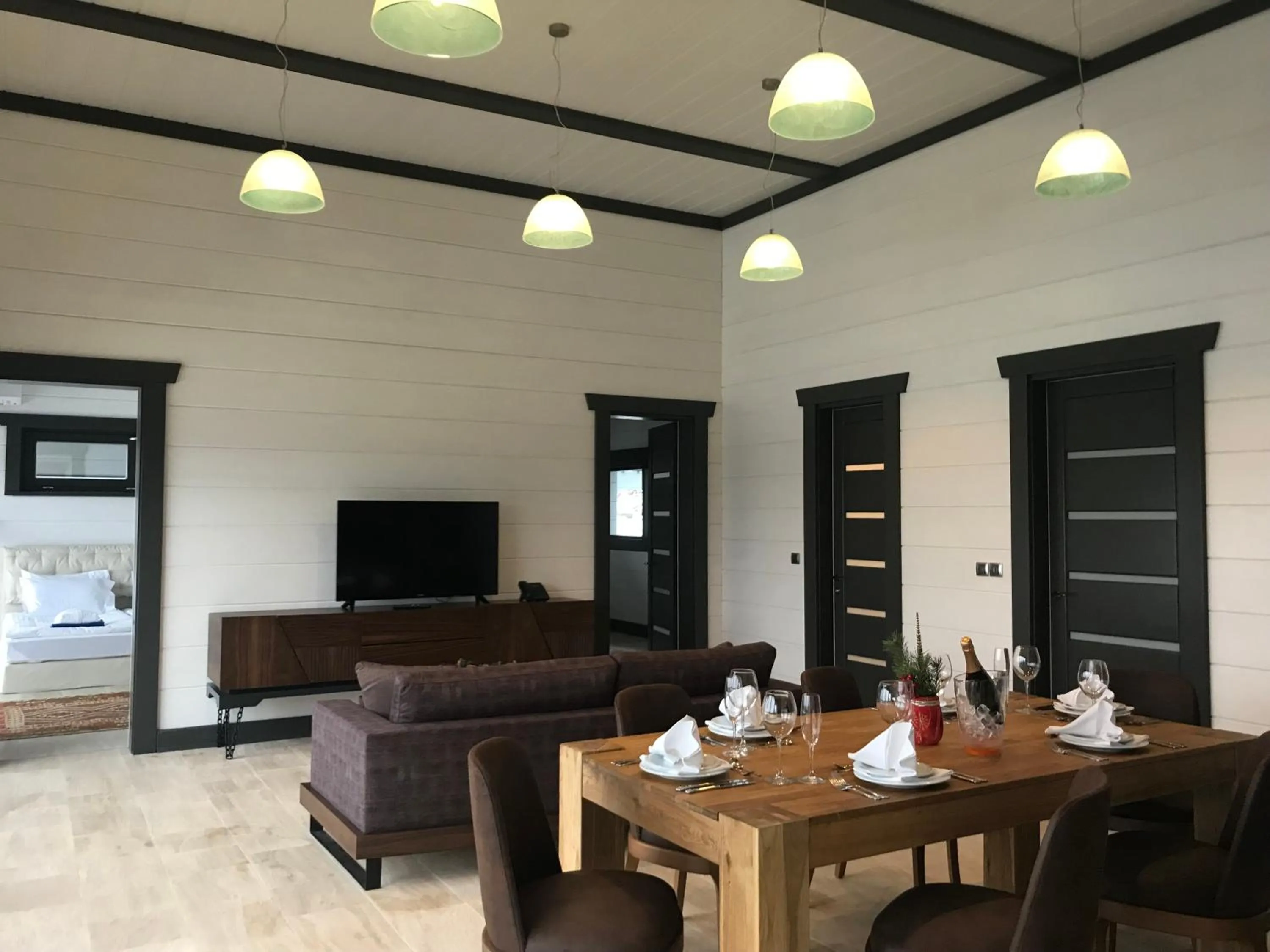 Living room in Hot Springs Medical and SPA