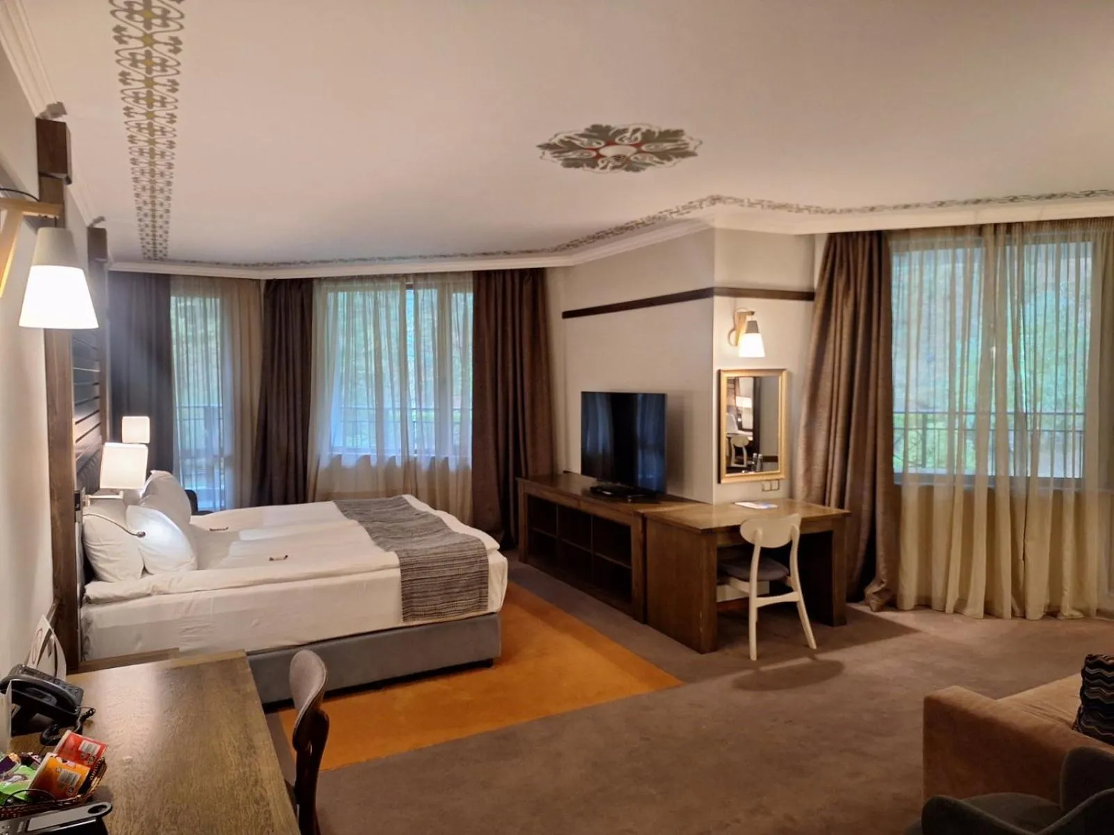 Photo of the whole room, Bed in Hot Springs Medical and SPA