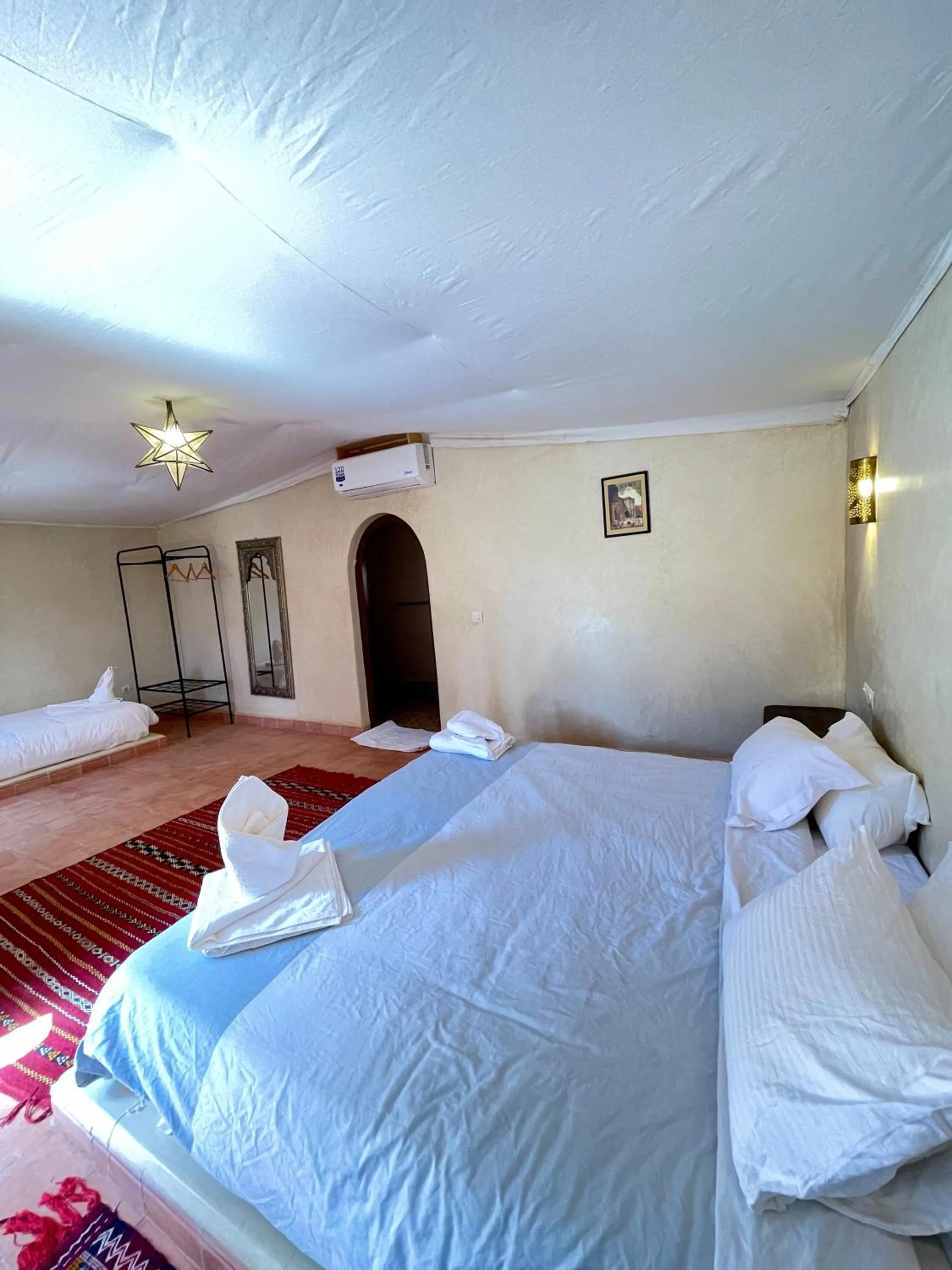 Bed in Bab Rimal - Desert Hotel in M'hamid El Ghizlane