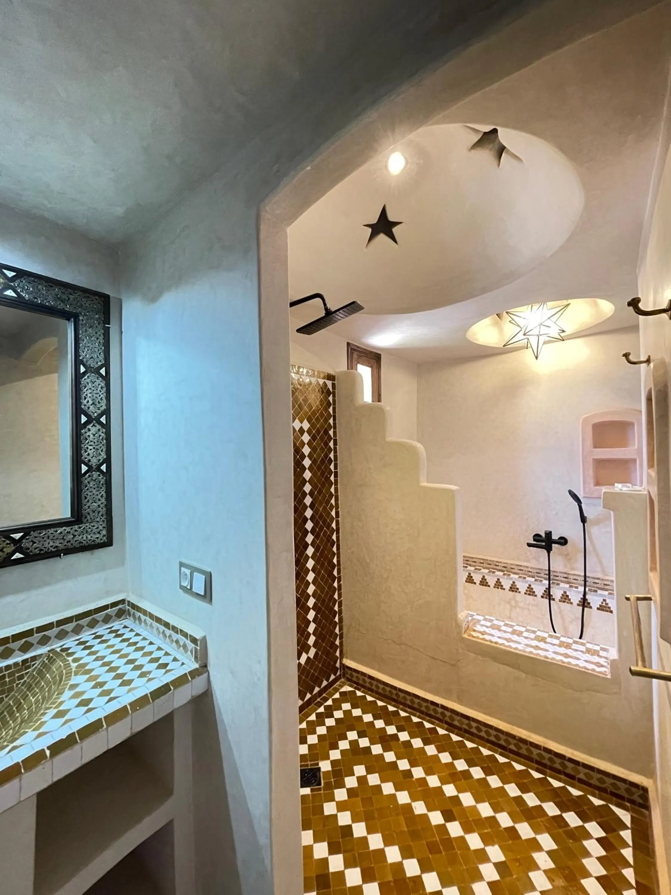 Toilet in Bab Rimal - Desert Hotel in M'hamid El Ghizlane