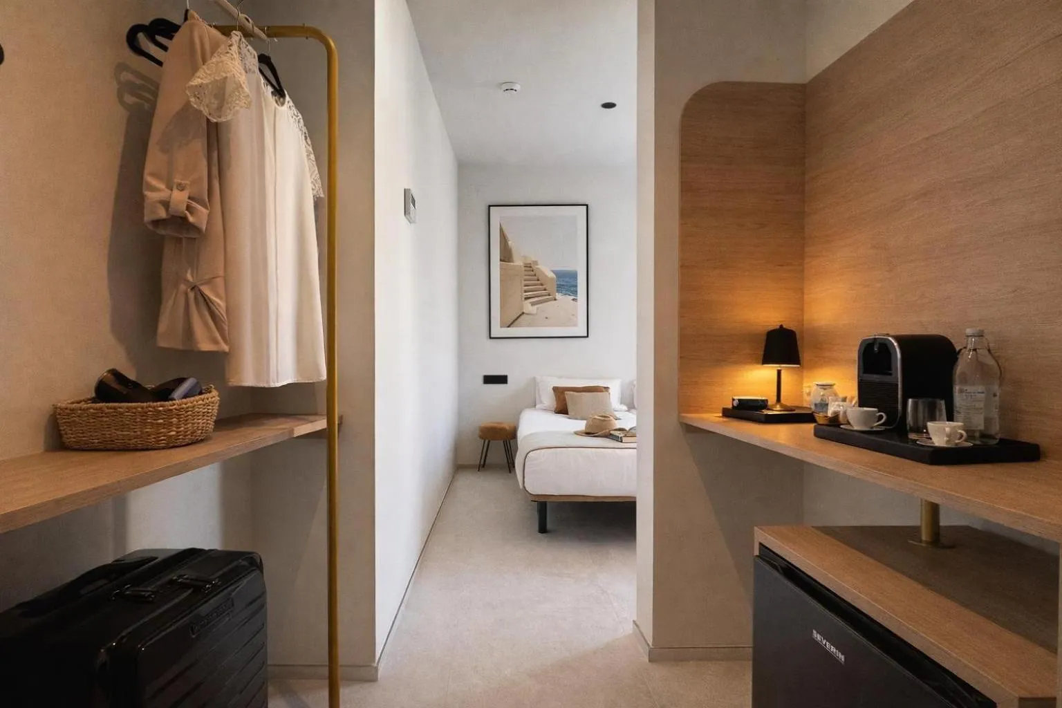 Hugo Beach Hotel & Apartments