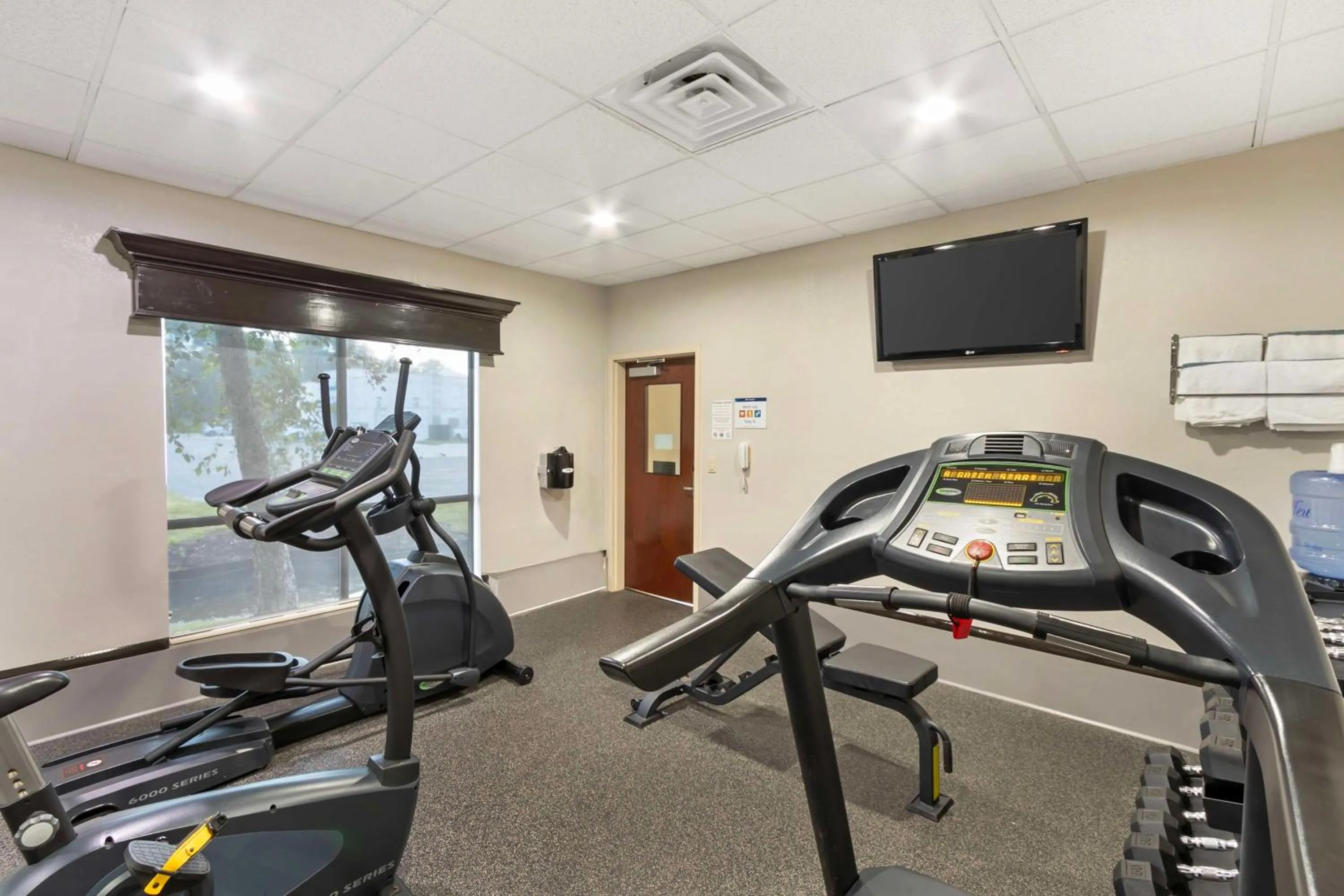 Fitness centre/facilities in Best Western Magnolia Inn and Suites