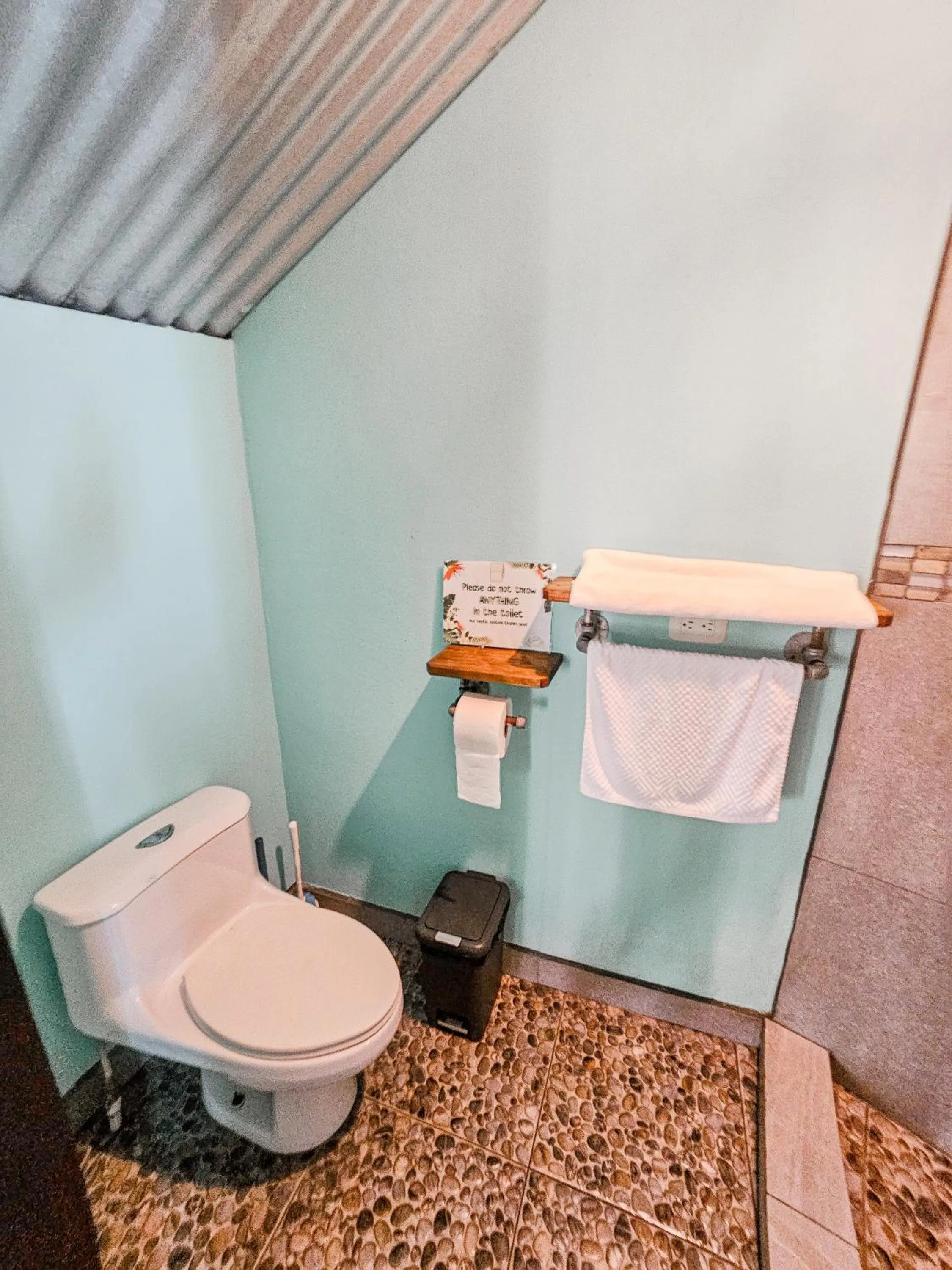 Bathroom in Hotel Faith Glamping Dome Costa Rica