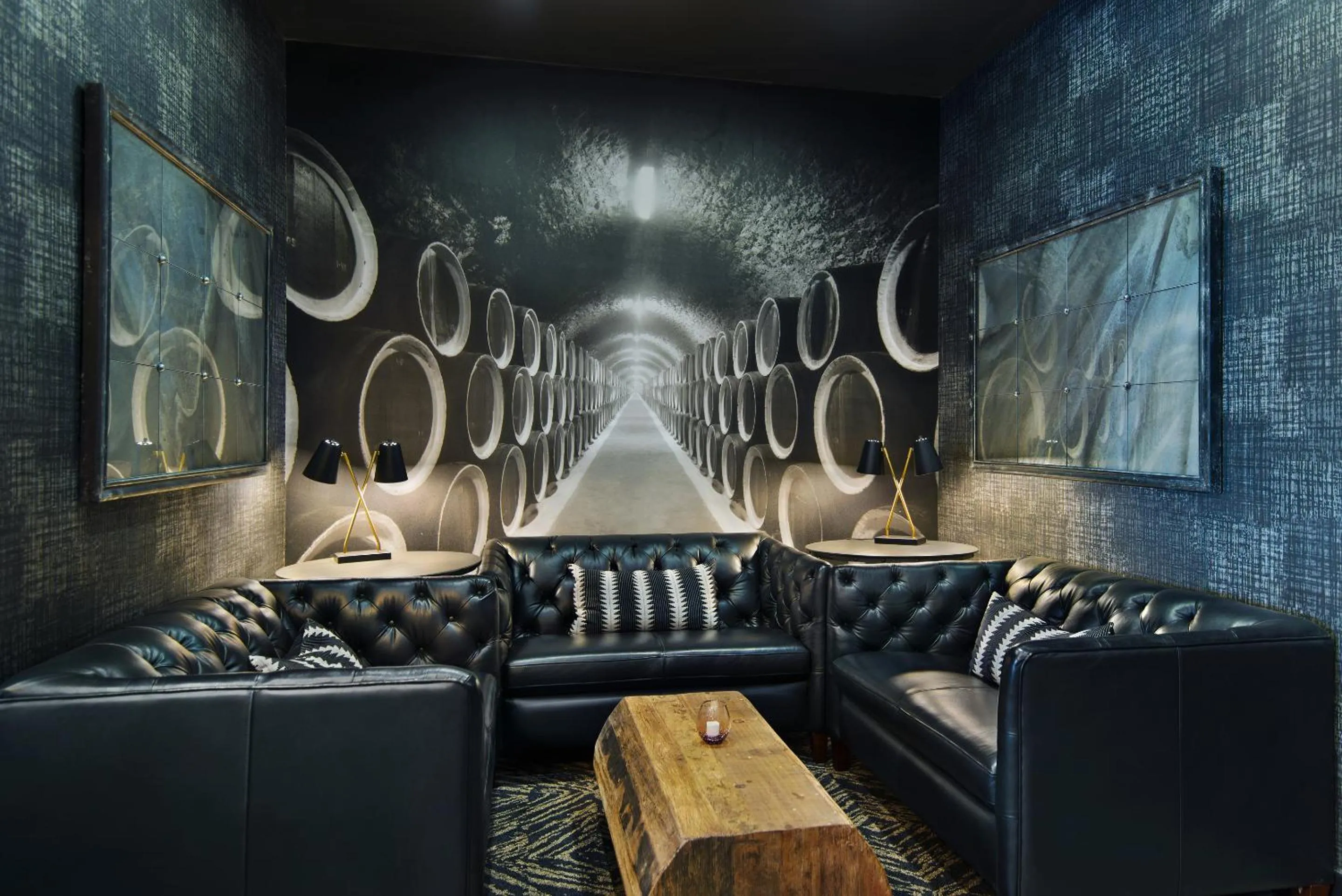 Restaurant/places to eat in Oxford Suites Sonoma - Rohnert Park