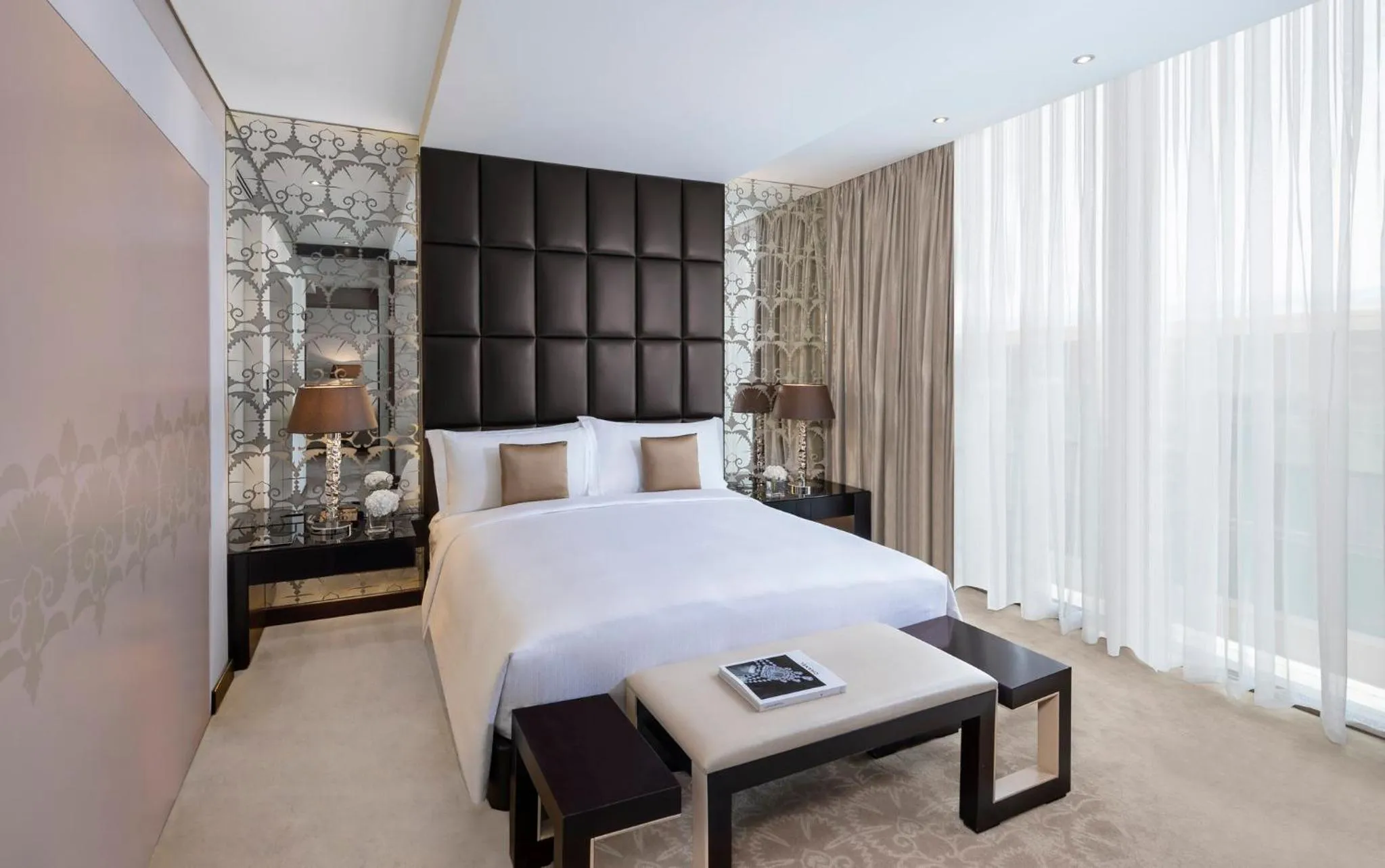 Photo of the whole room, Bed in Mandarin Oriental Al Faisaliah, Riyadh