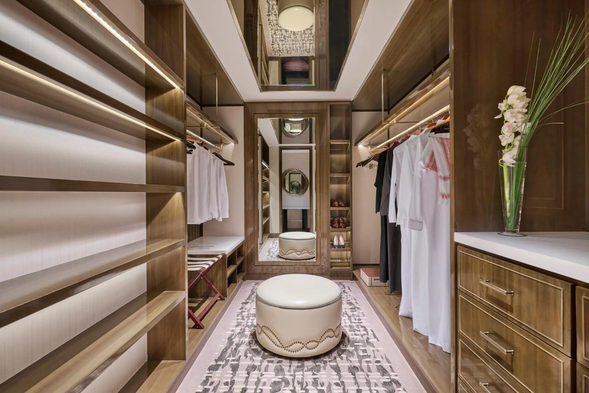 Photo of the whole room in Mandarin Oriental Al Faisaliah, Riyadh