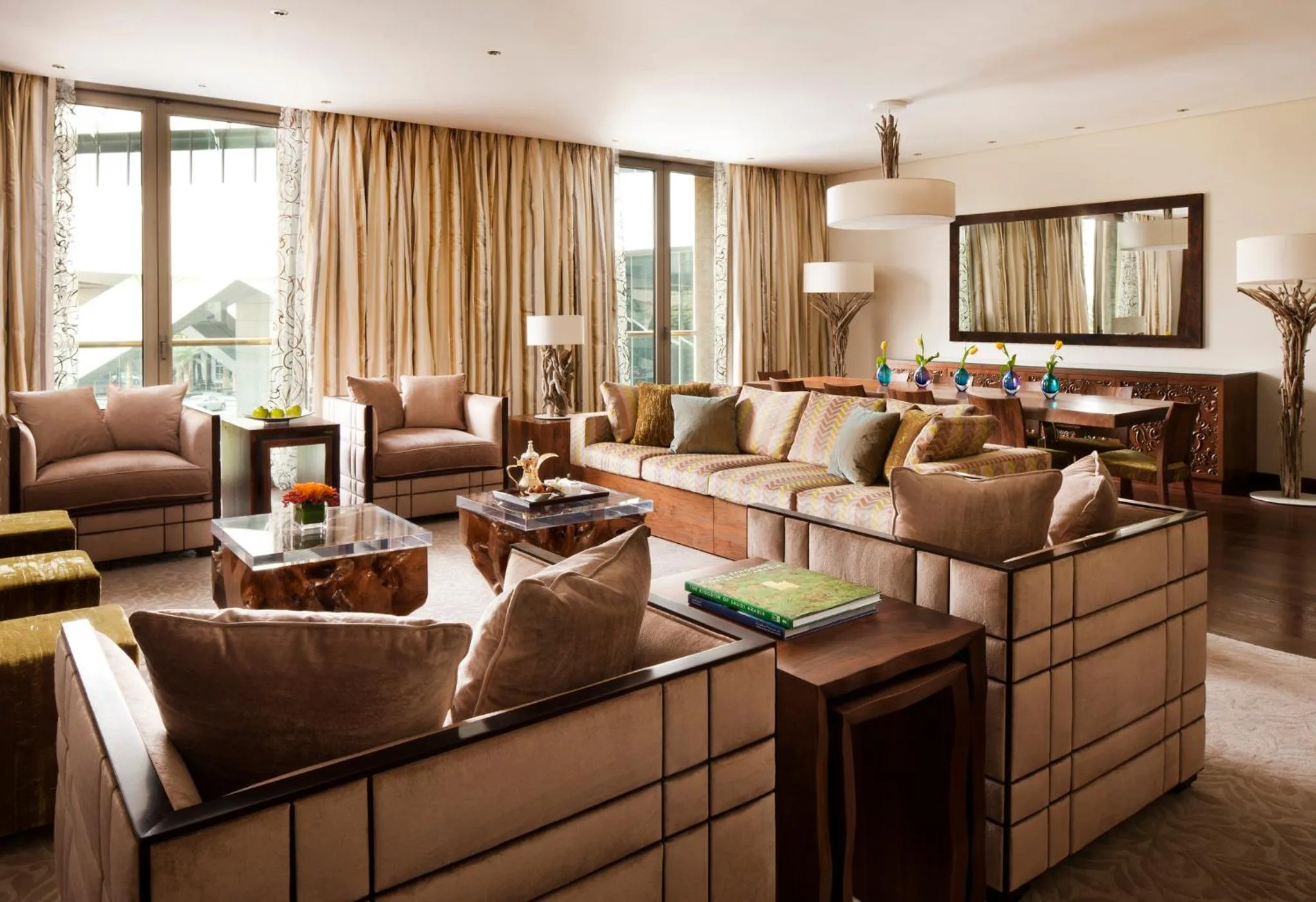 Photo of the whole room in Mandarin Oriental Al Faisaliah, Riyadh