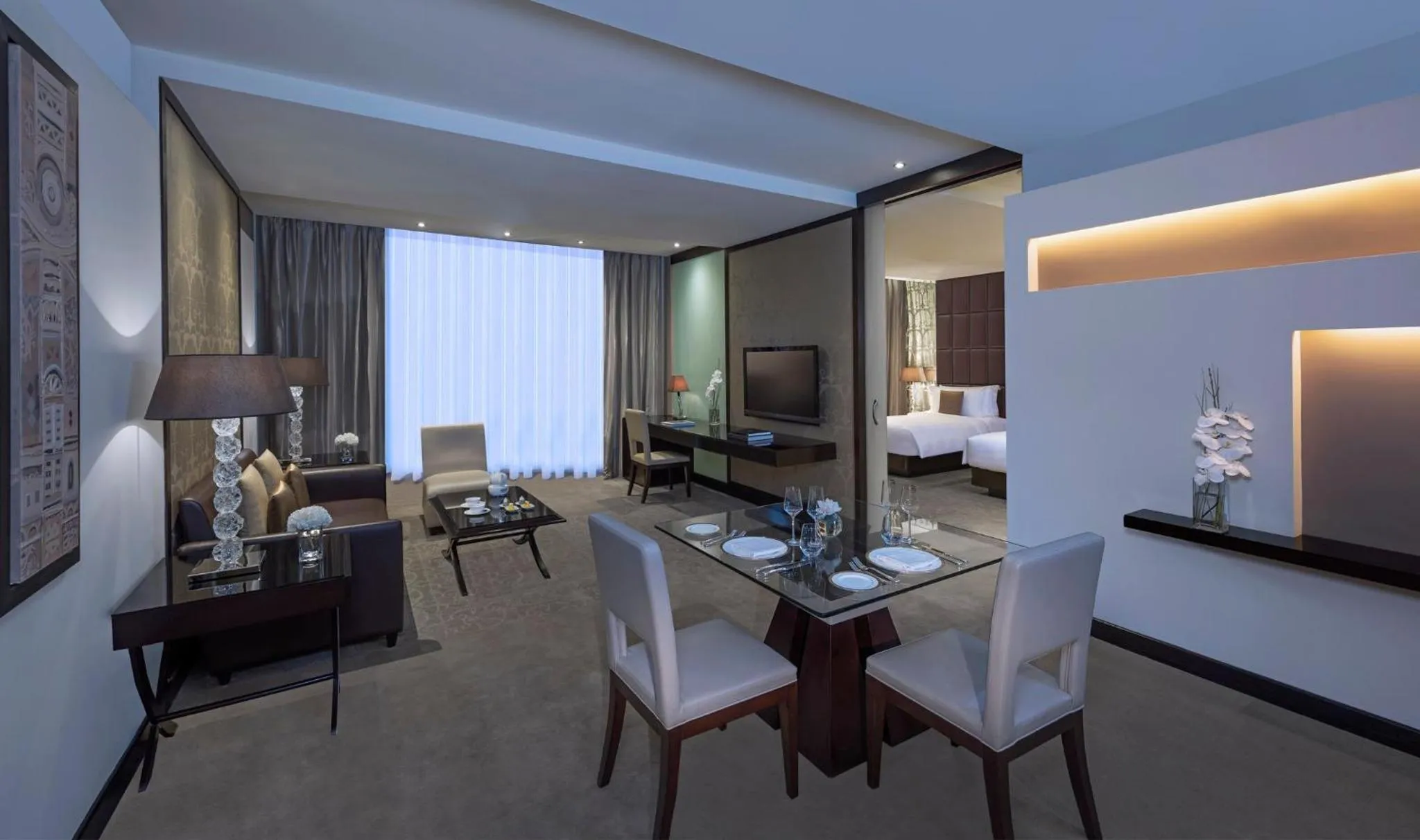 Photo of the whole room, Bed in Mandarin Oriental Al Faisaliah, Riyadh