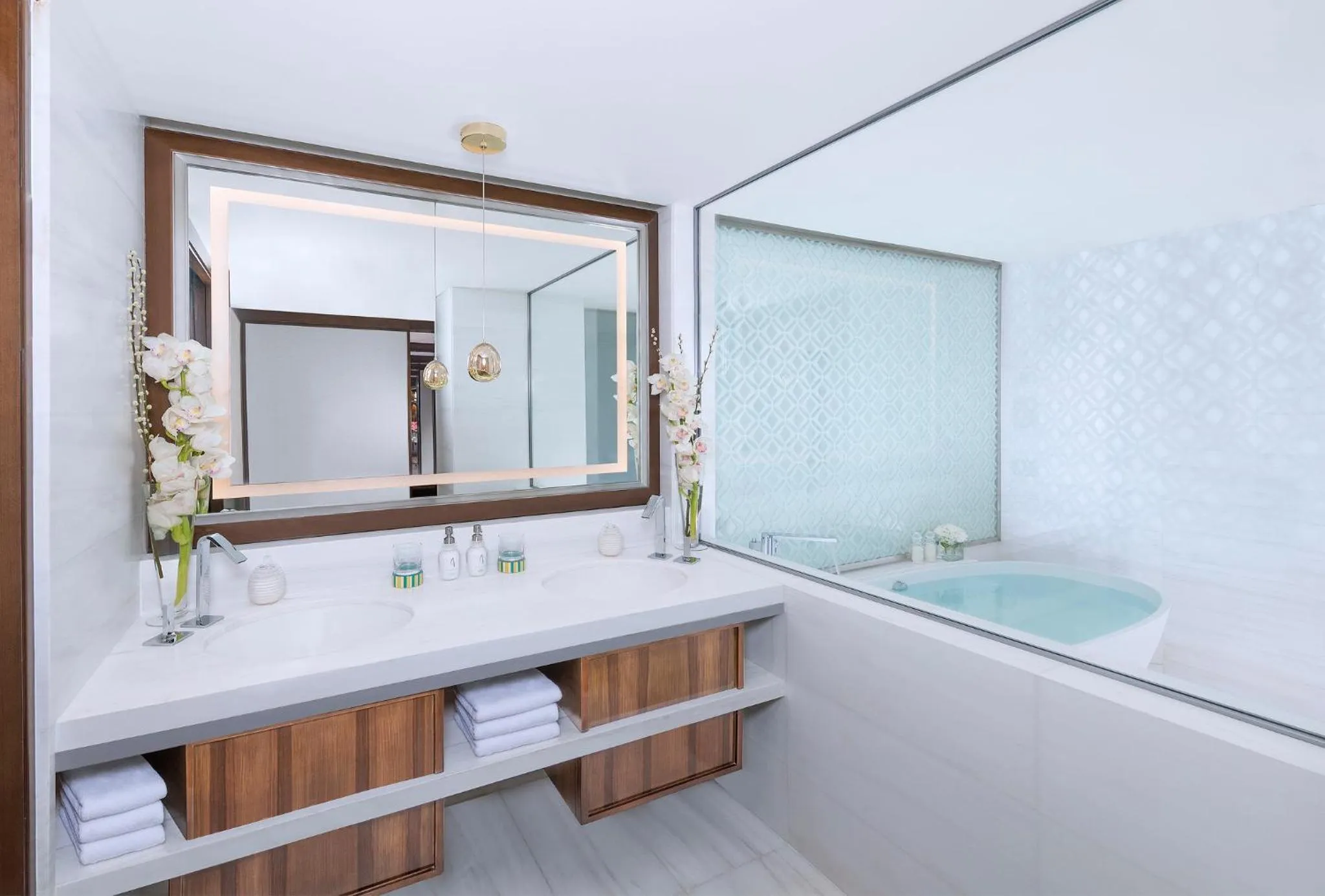 Bathroom in Mandarin Oriental Al Faisaliah, Riyadh