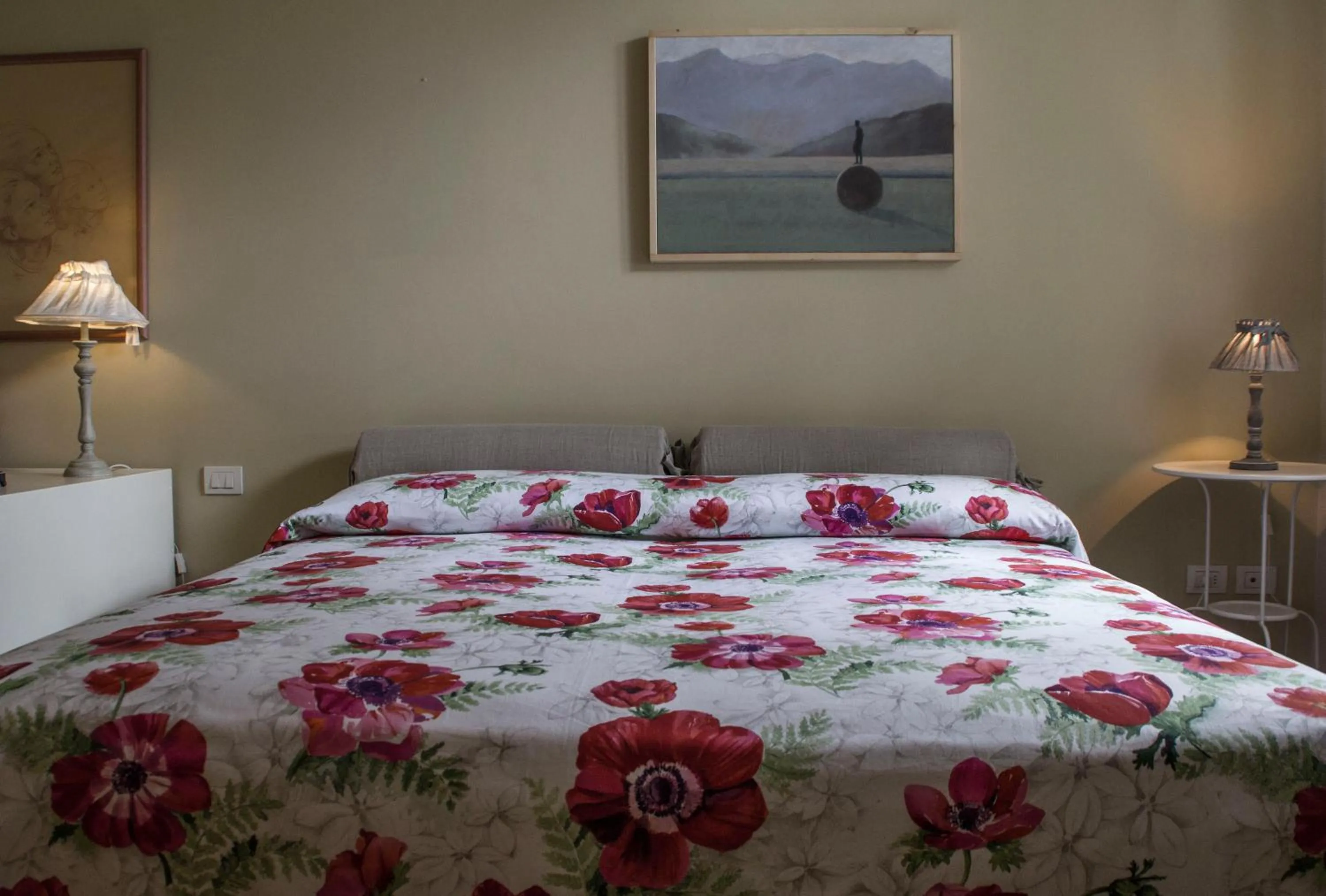 Photo of the whole room, Bed in Il Giardino delle Rose