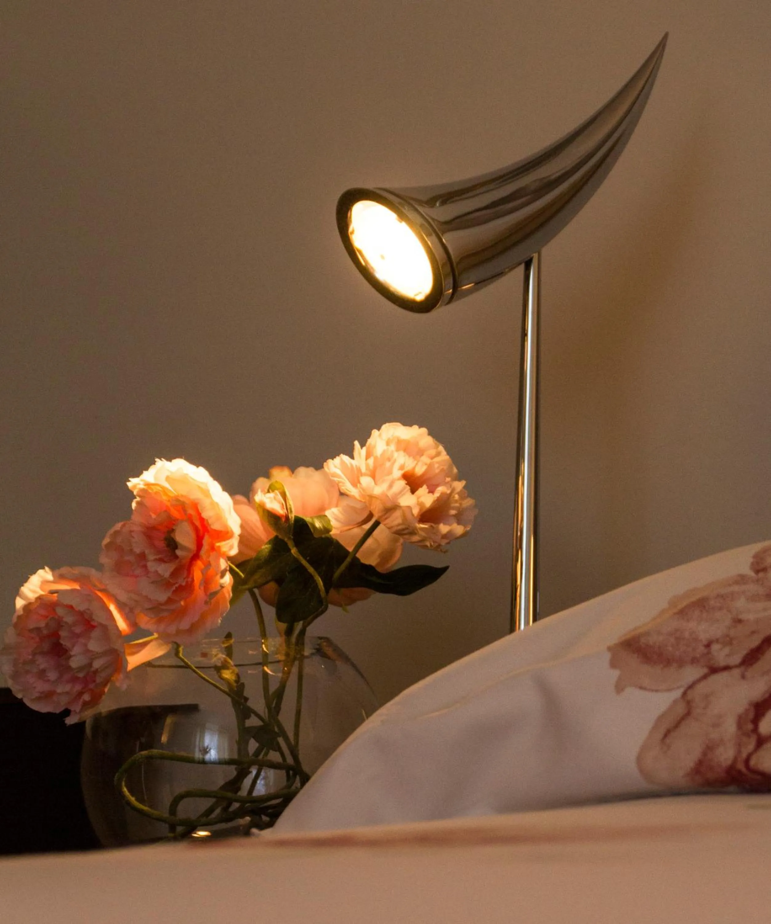 Decorative detail, Bed in Il Giardino delle Rose