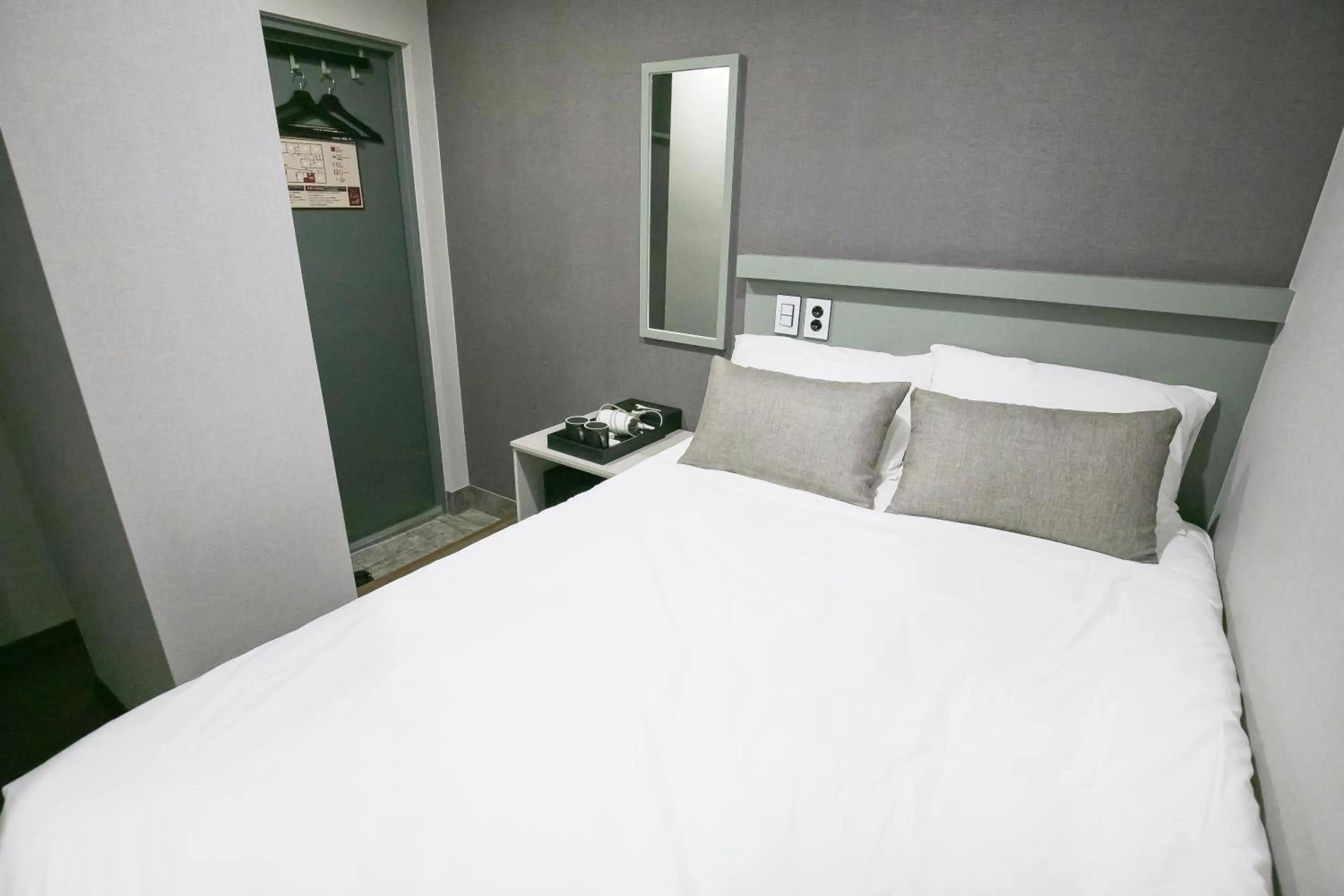 Bed in Philstay Myeongdong Station