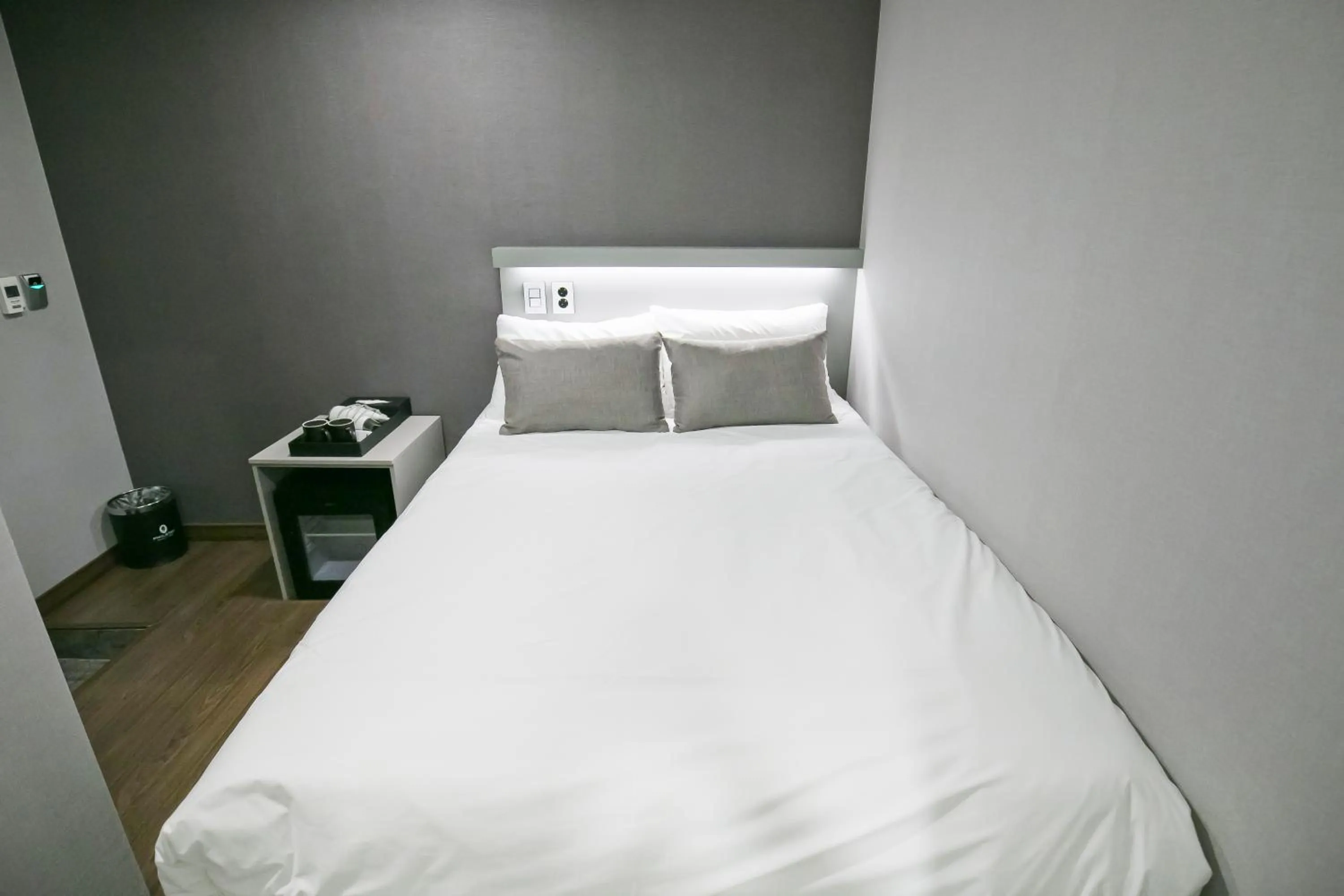 Bed in Philstay Myeongdong Station