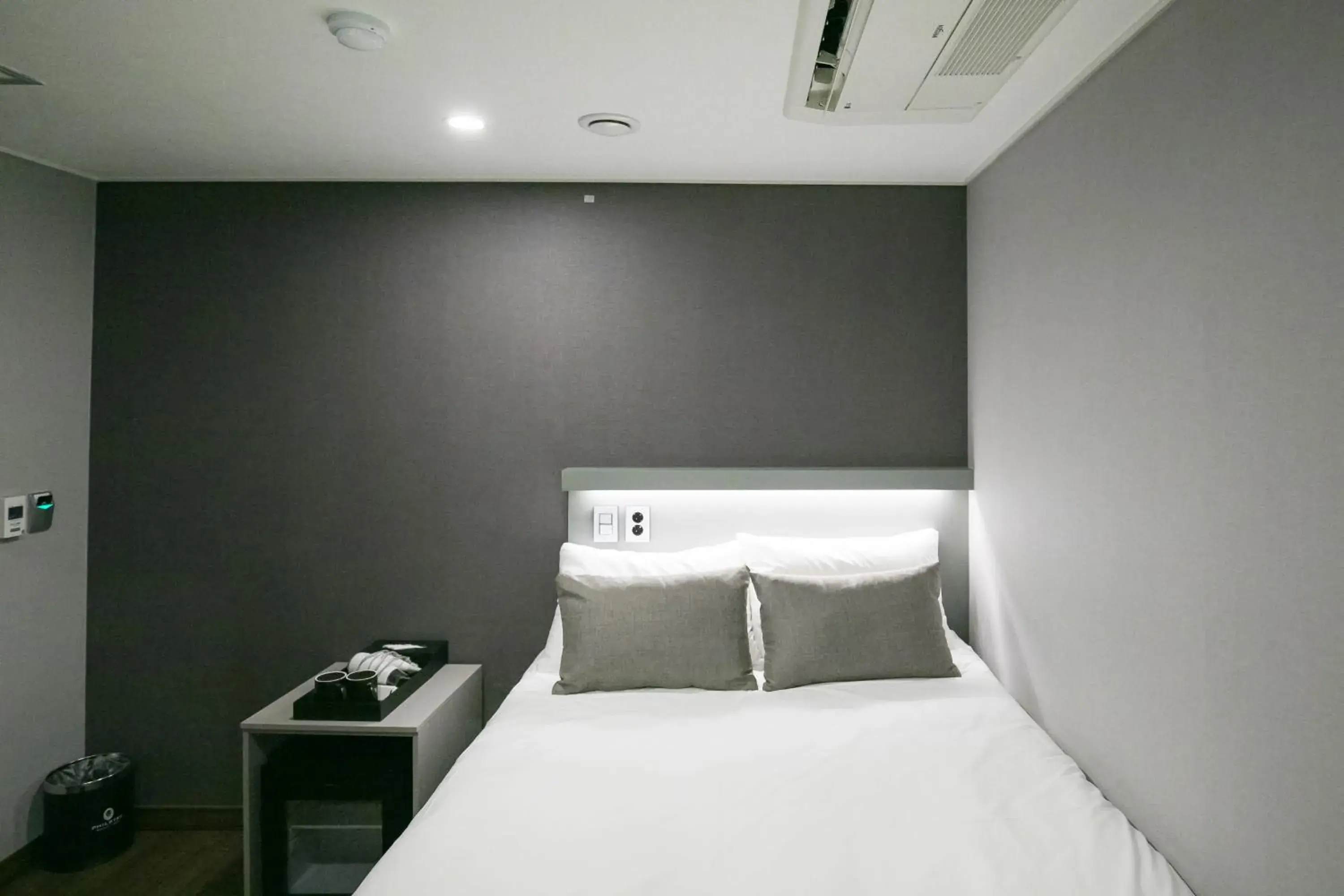 Double Room in Philstay Myeongdong Station Double Room in Philstay Myeongdong Station