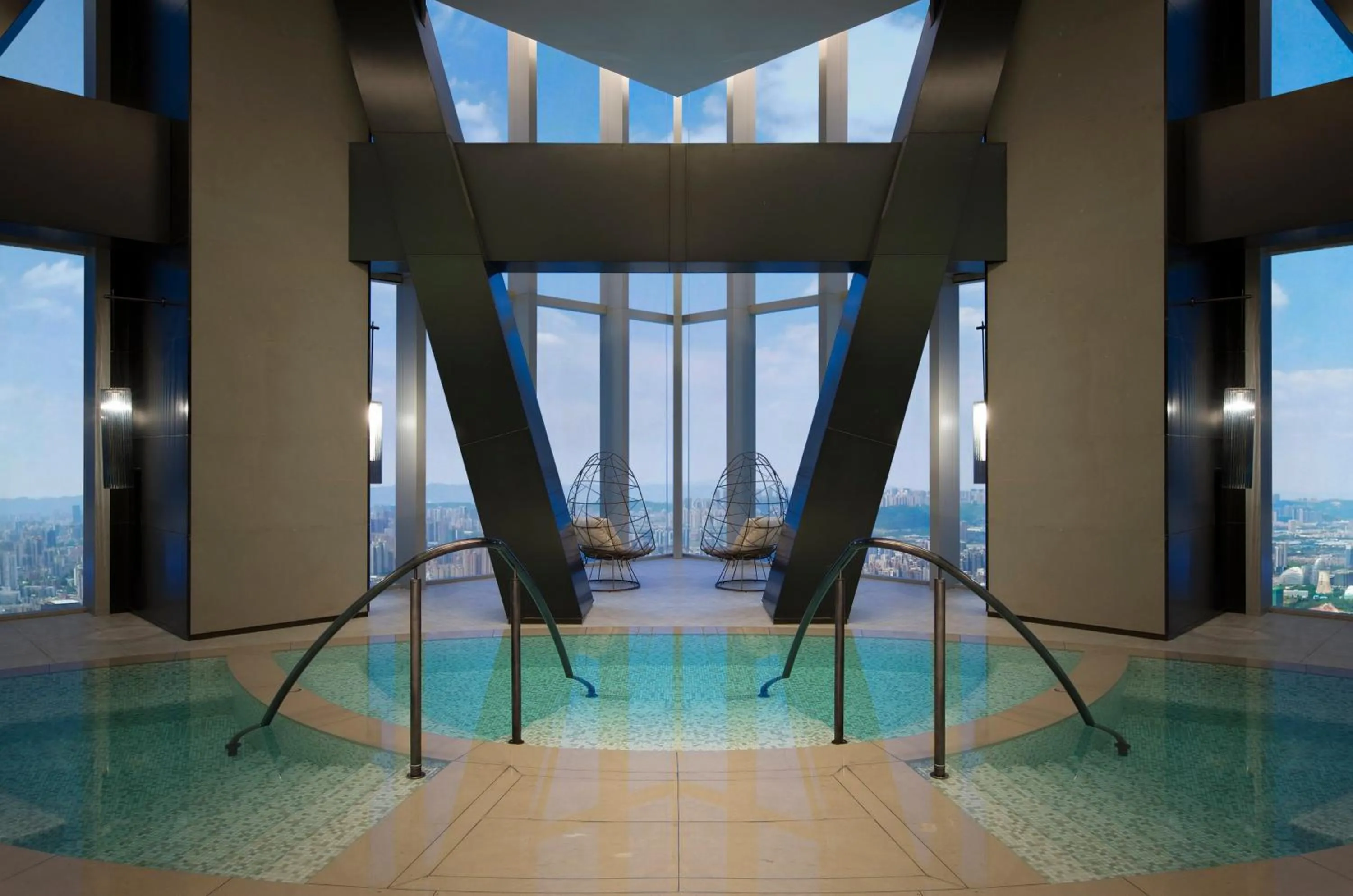 Swimming pool in Niccolo Chongqing