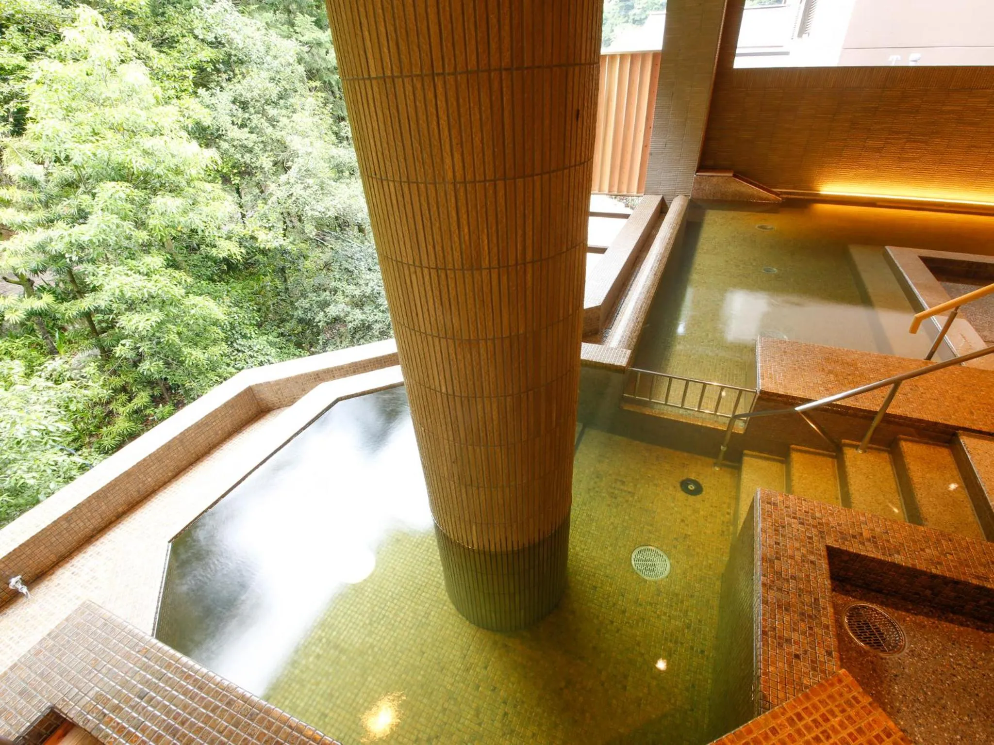 Hot Spring Bath in Asan Kotonami