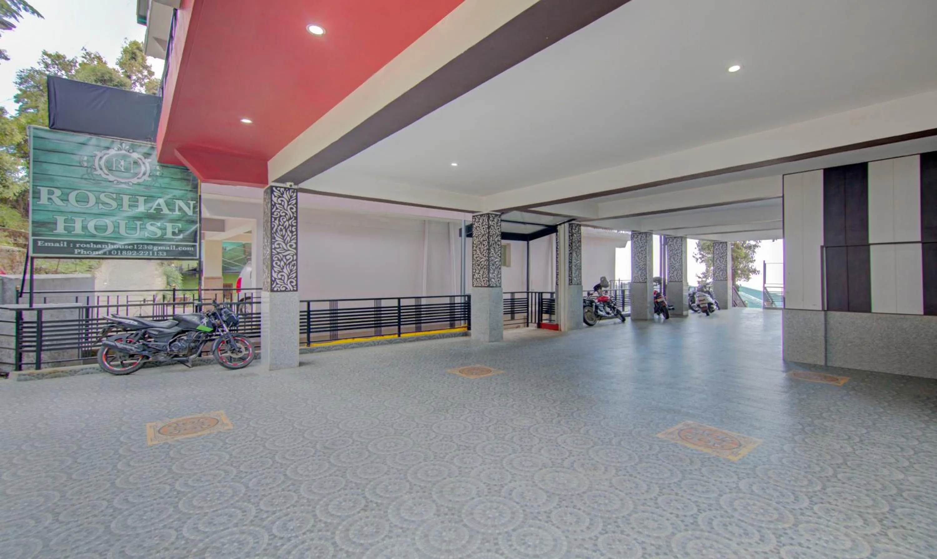 Parking in Treebo Roshan House with Valley View