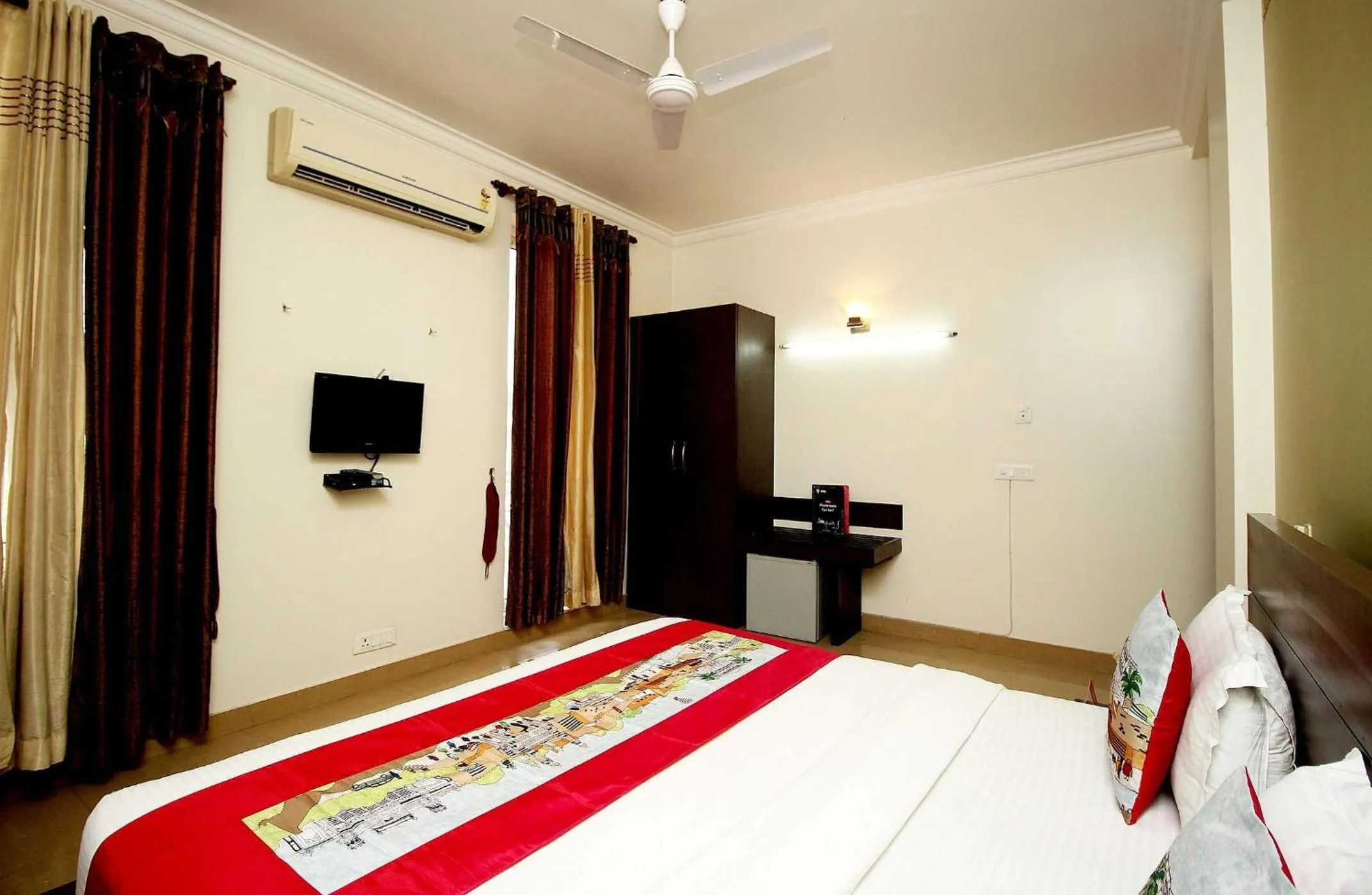 Bedroom in Collection O Sakshi