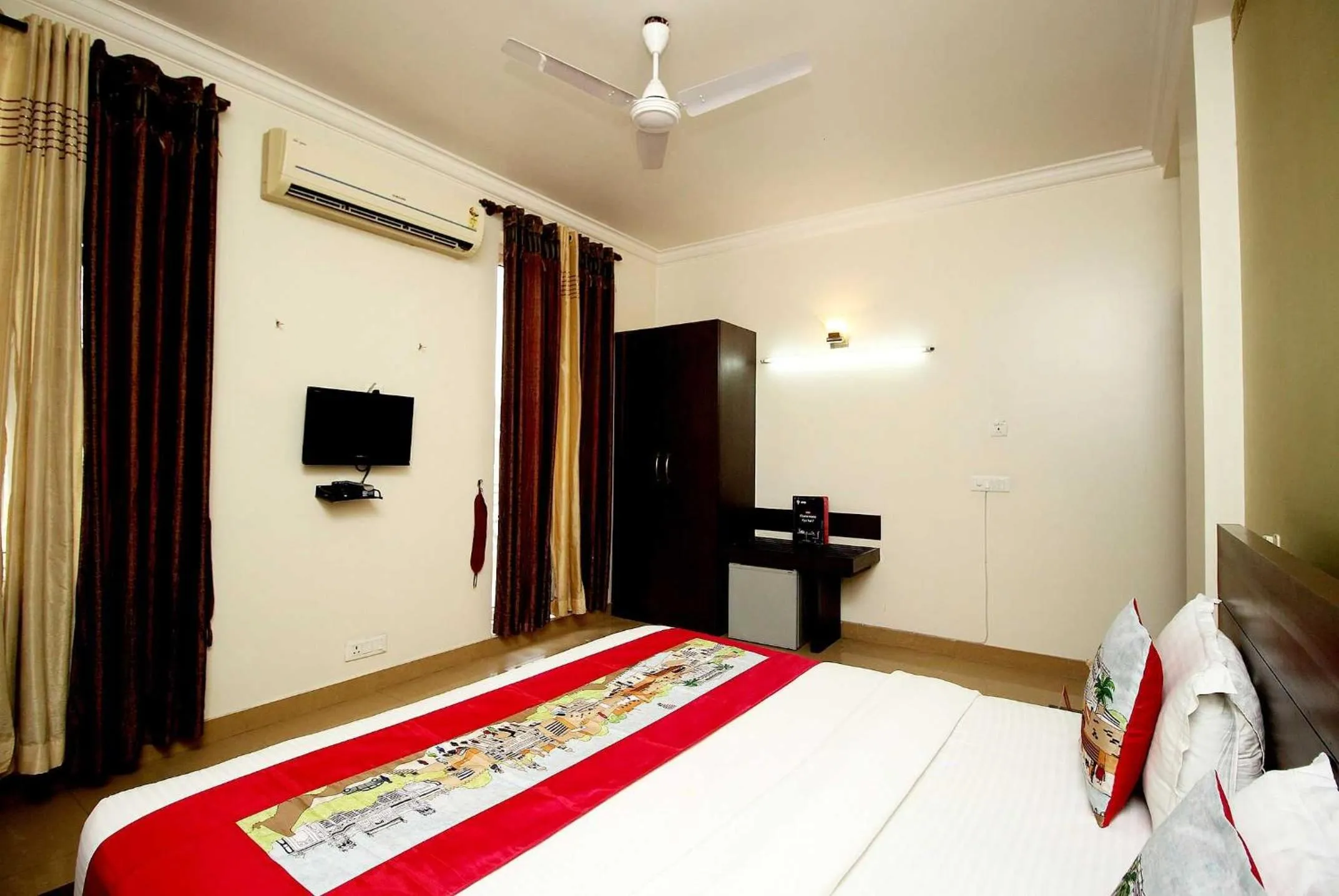 Bedroom in Collection O Sakshi