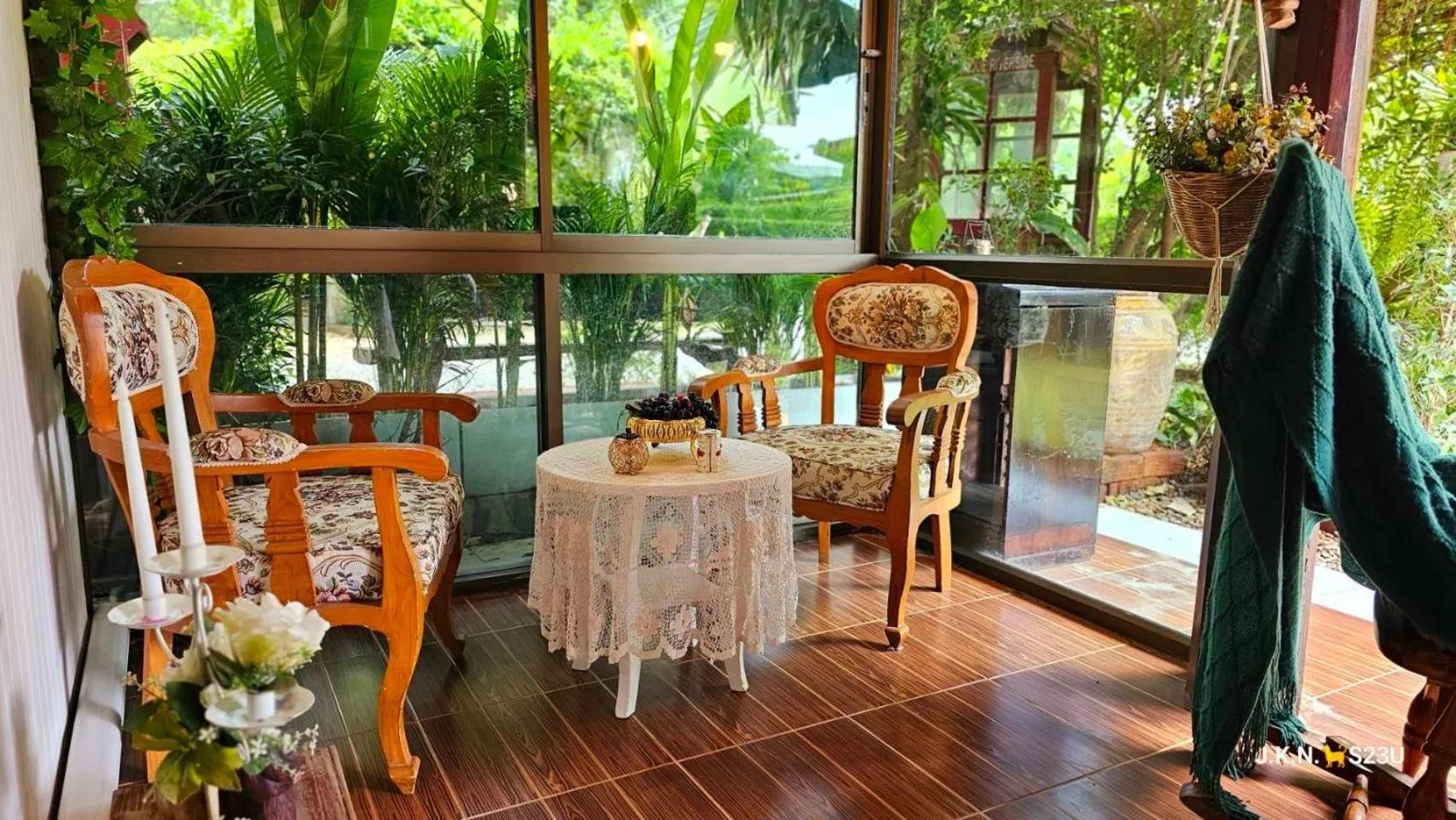 The Antique Riverside Resort