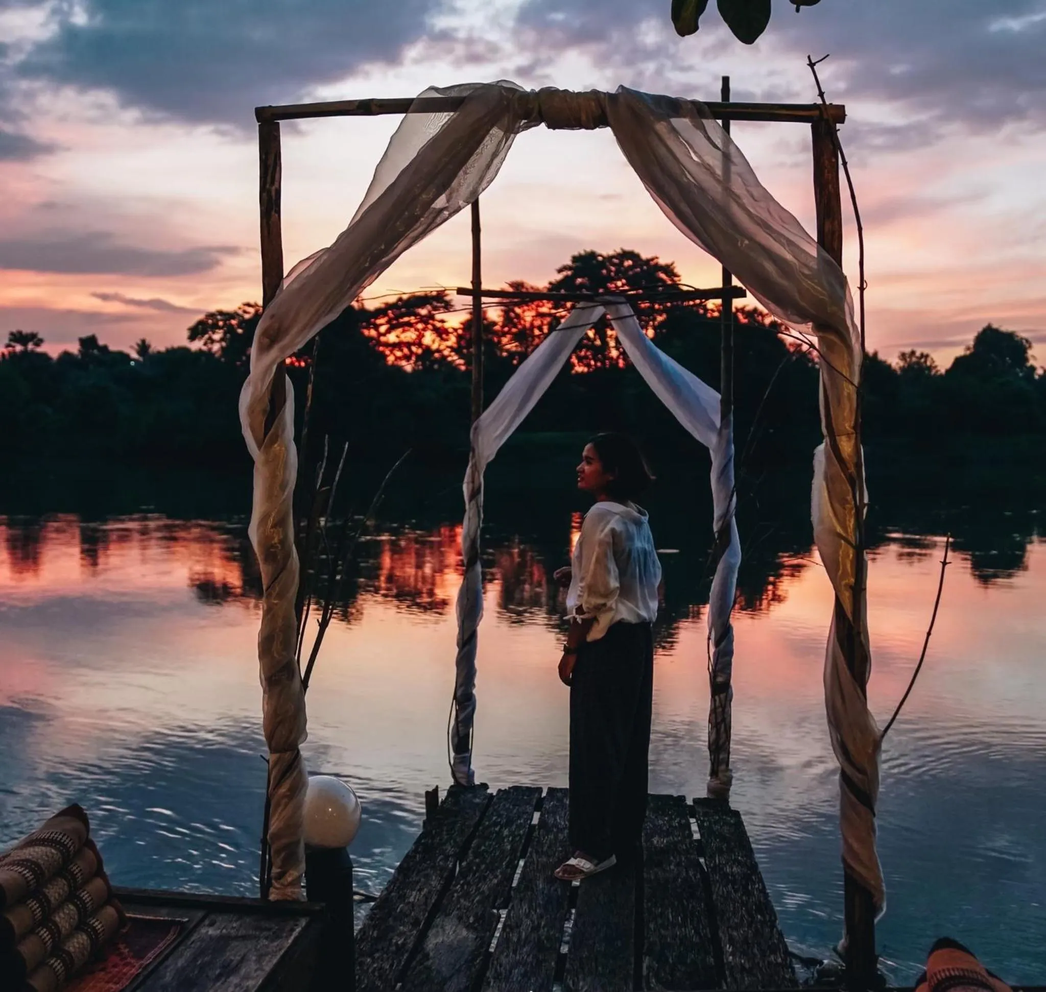 The Antique Riverside Resort