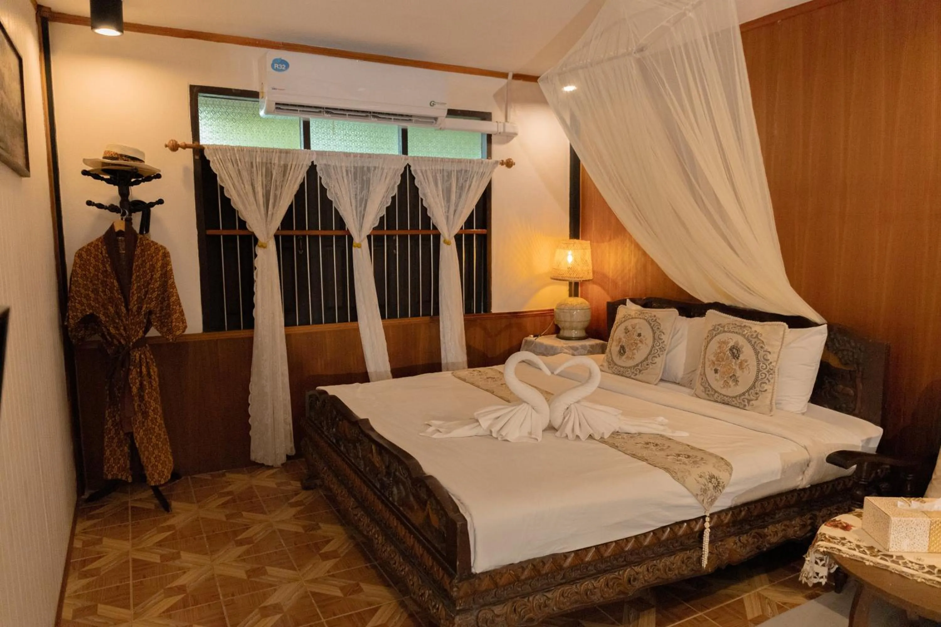 Photo of the whole room, Bed in The Antique Riverside Resort