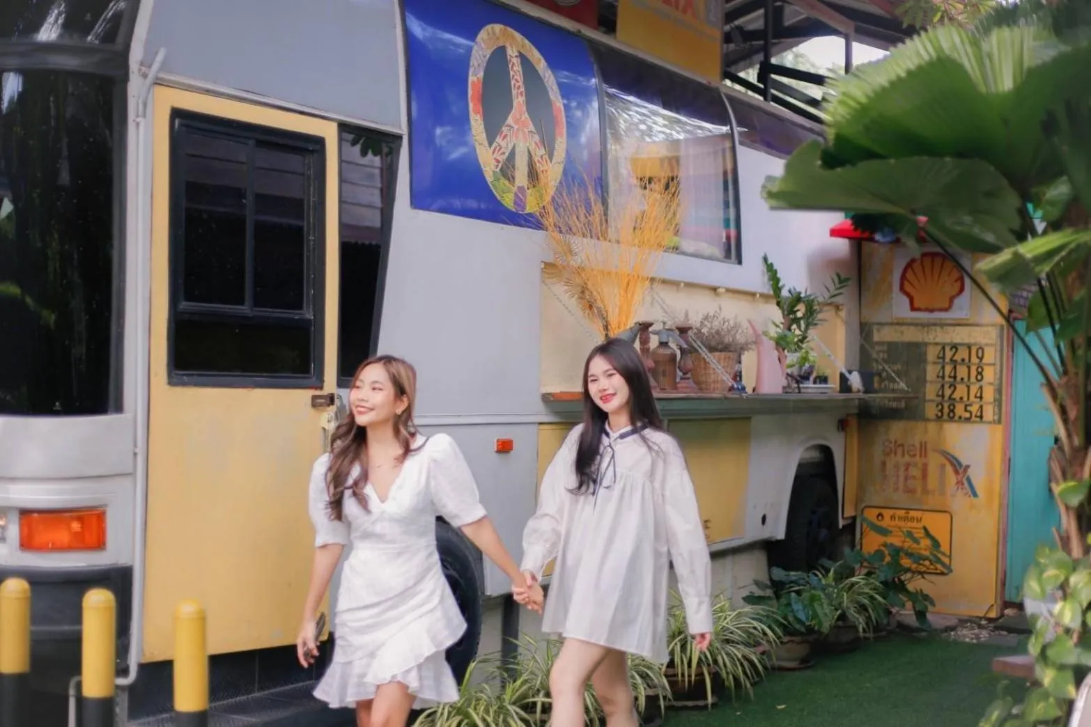 The Antique Riverside Resort