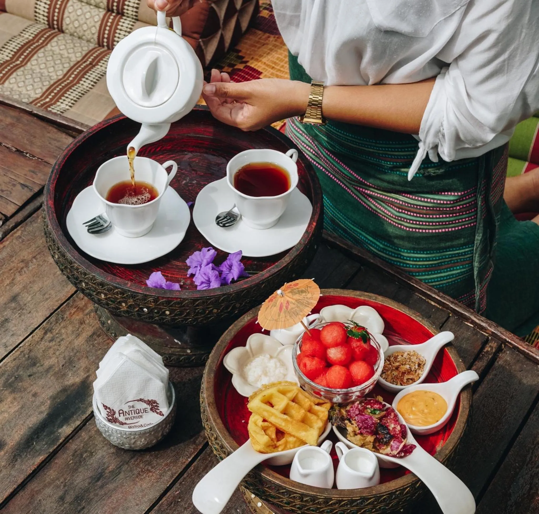 The Antique Riverside Resort