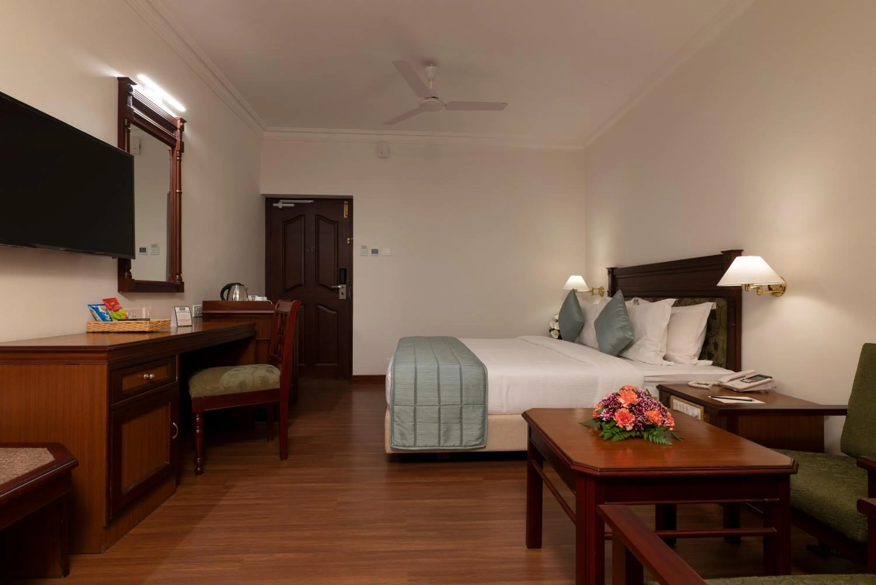 Bedroom, Bed in Issacs Residency