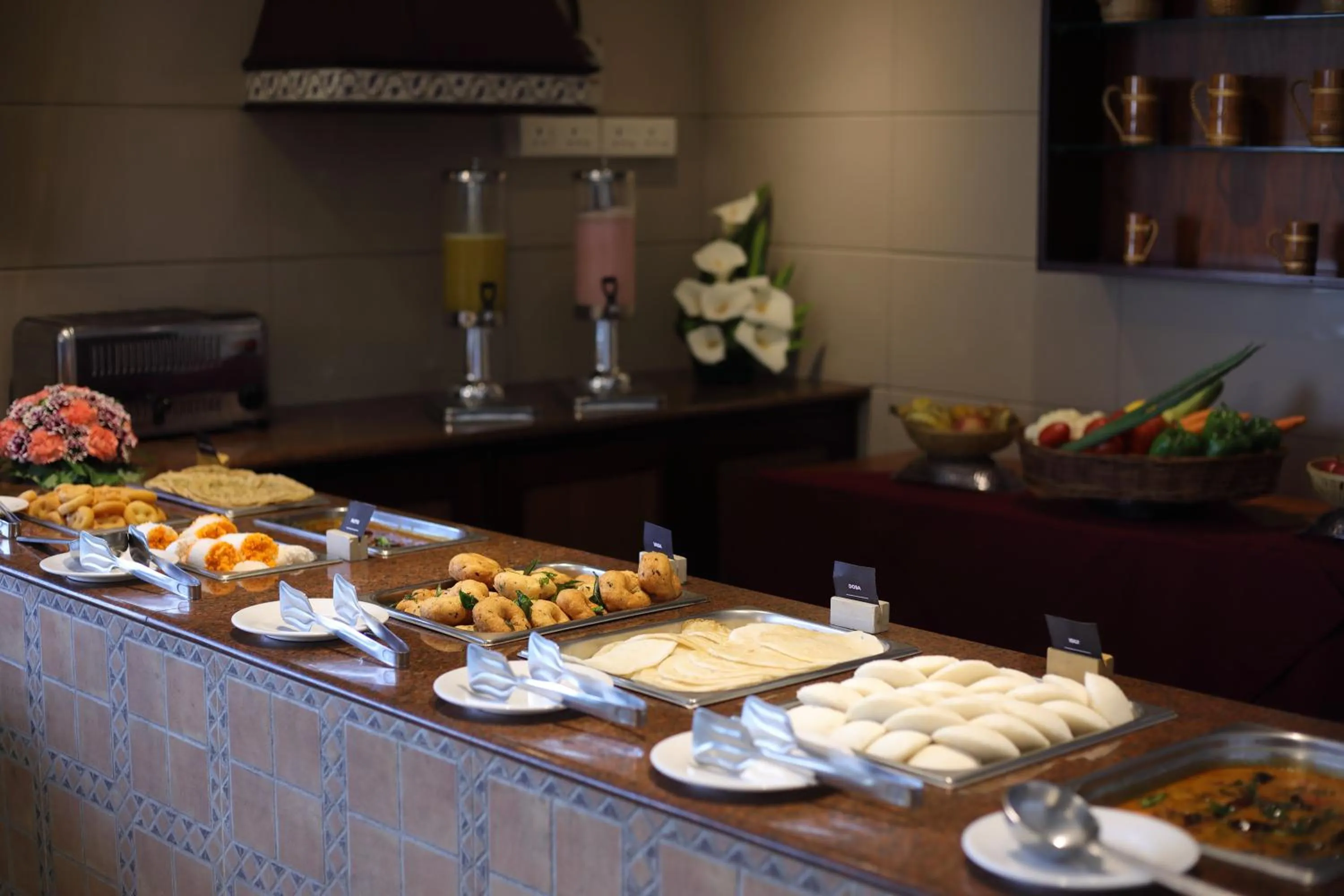 Food in Issacs Residency