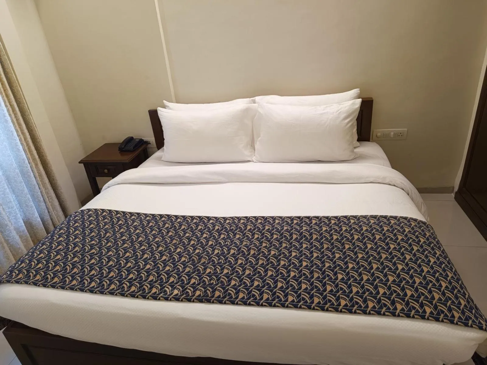 Bed in VITS Select Bharuch