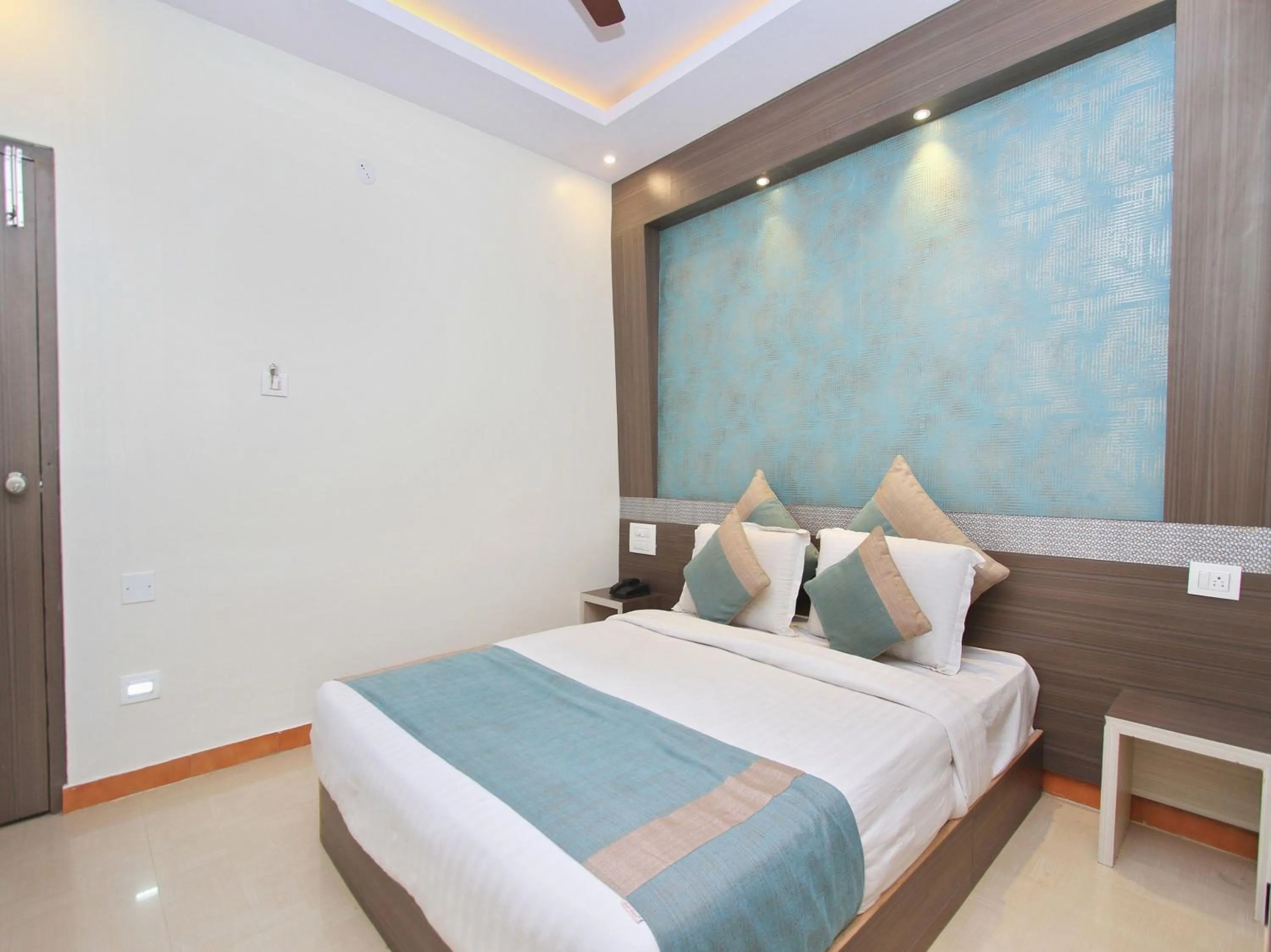 Bed in Aishwarya Le Royal