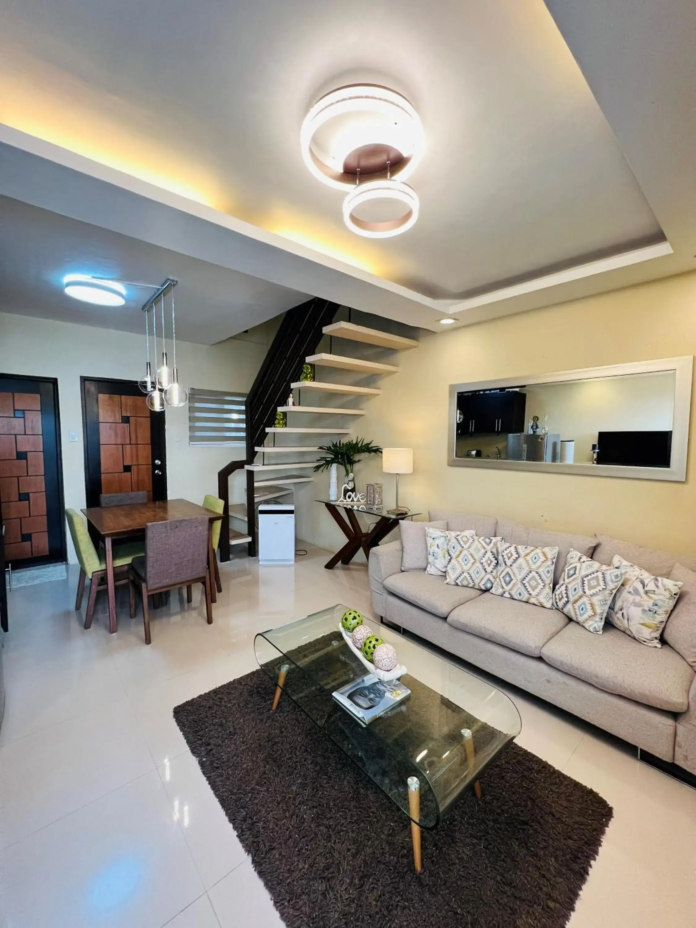Two-Bedroom Villa in Tagaytay Hampton Villa Two-Bedroom Villa in Tagaytay Hampton Villa