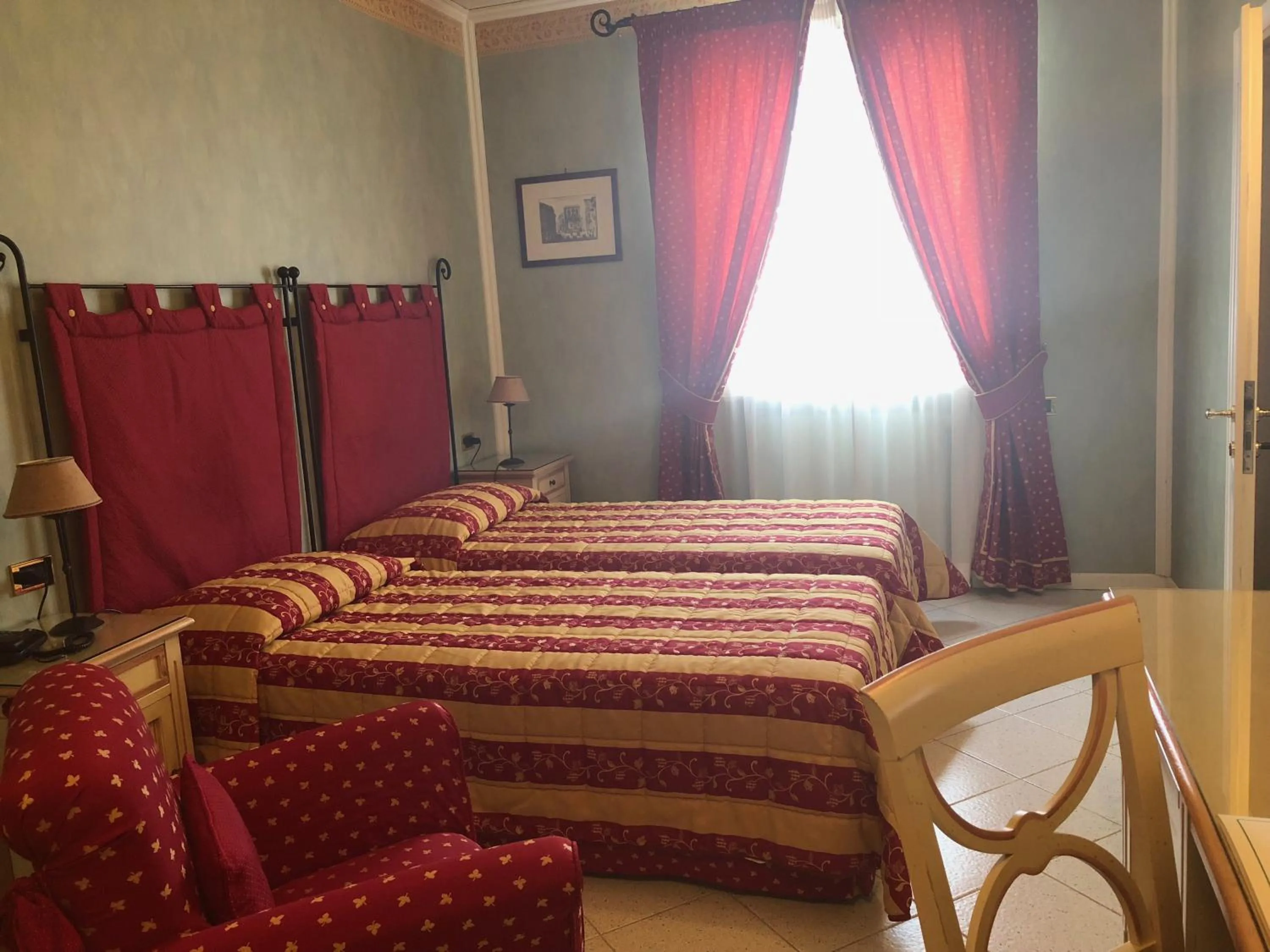 Bedroom, Bed in Albergo Sapori
