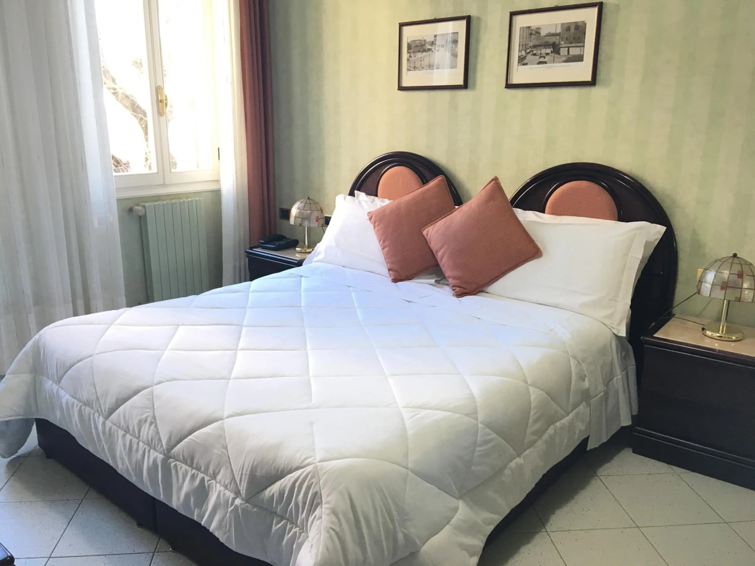 Bedroom, Bed in Albergo Sapori