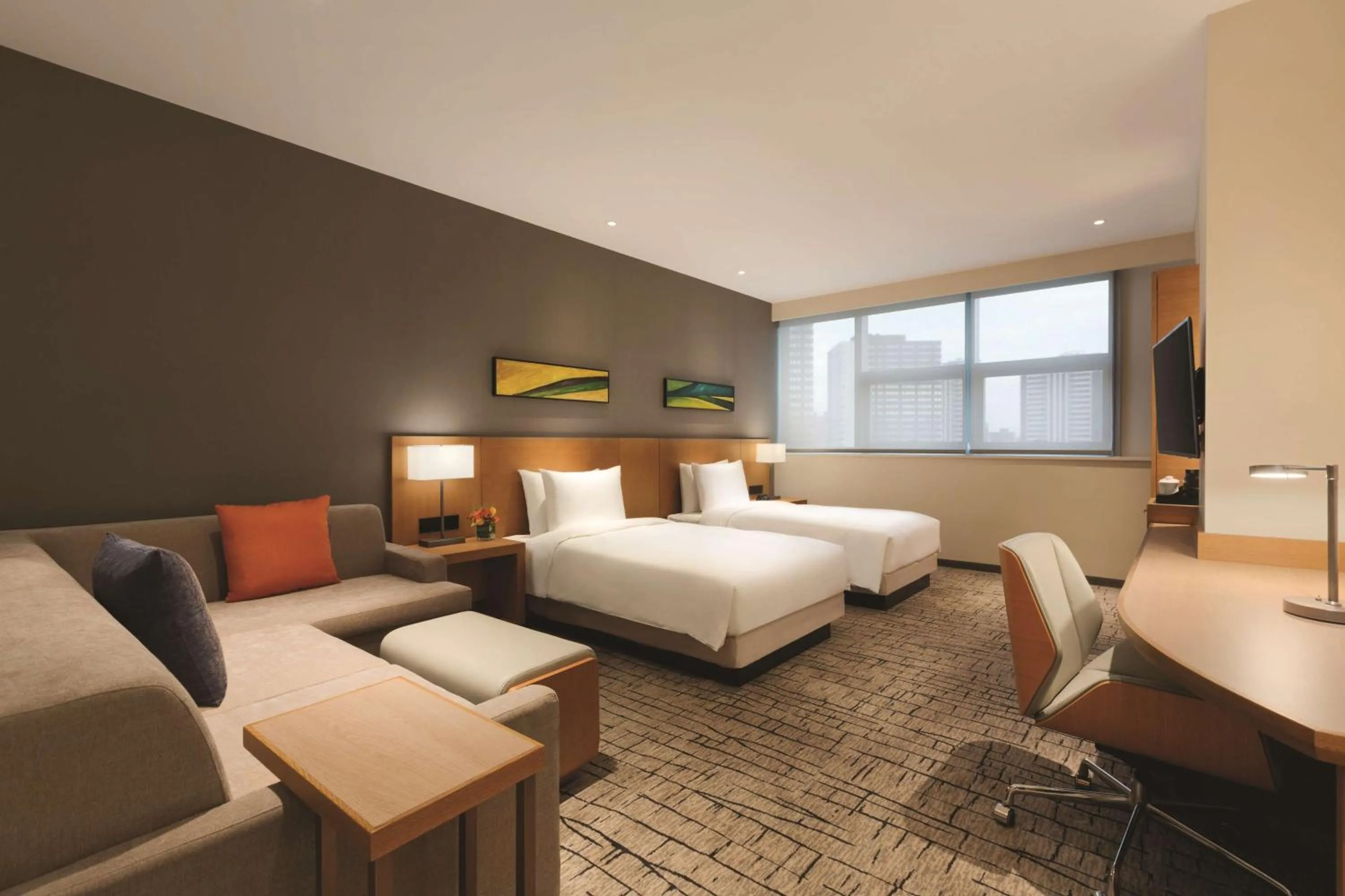 Photo of the whole room, Bed in Hyatt Place Yinchuan Yuecaicheng