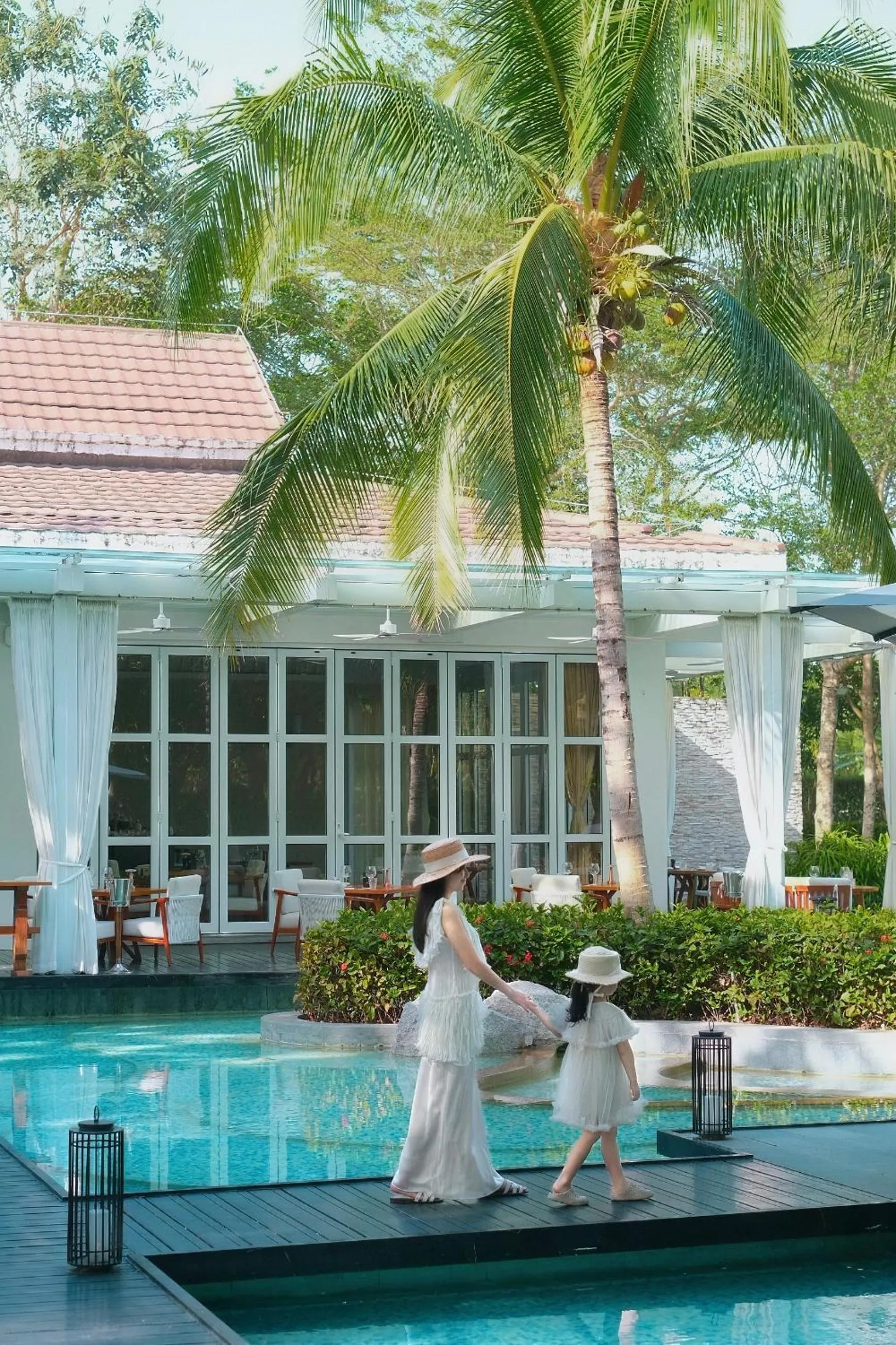 Restaurant/places to eat in Rosewood Sanya