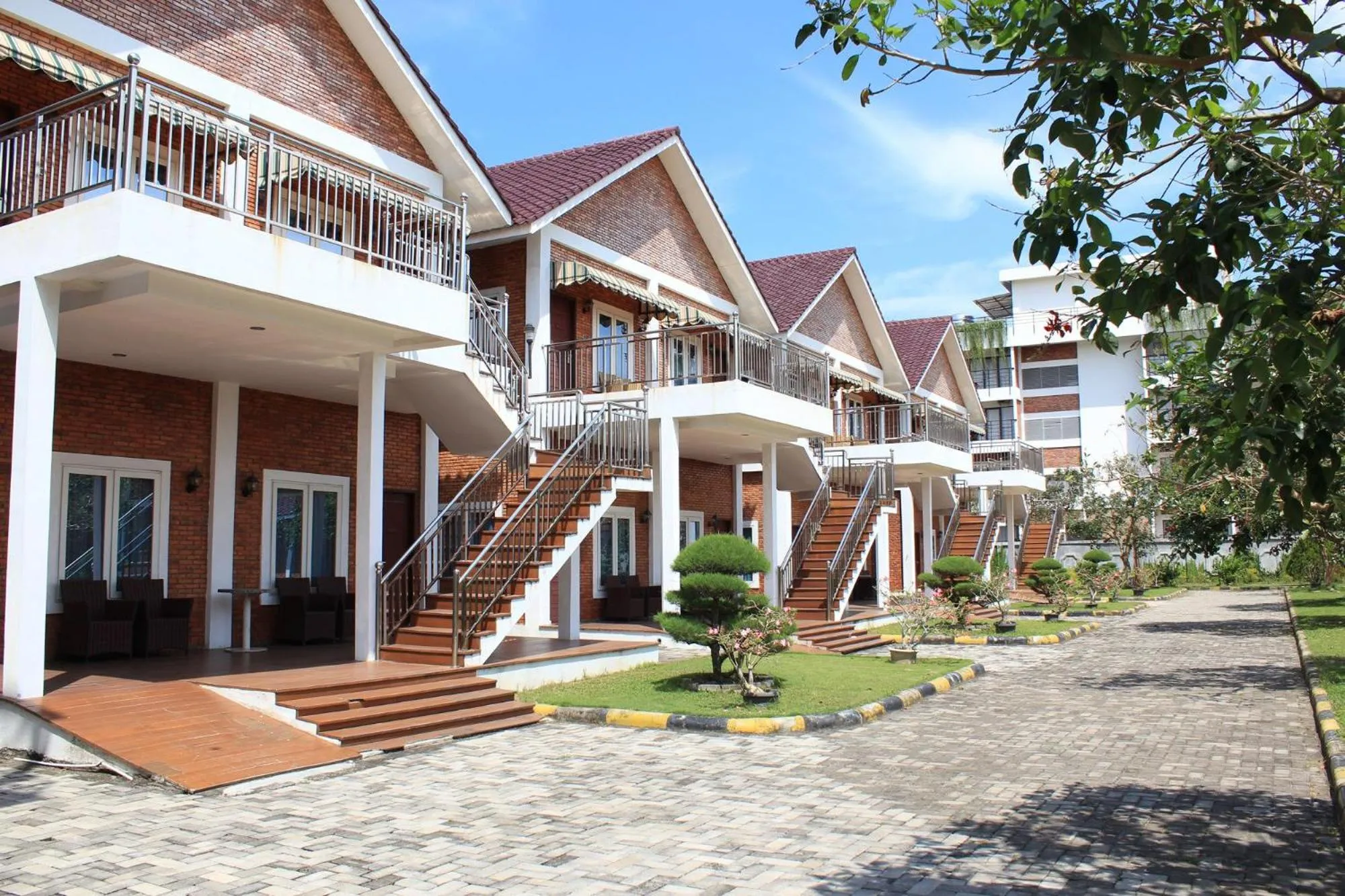 Property building in Thong's Inn Hotel Kualanamu