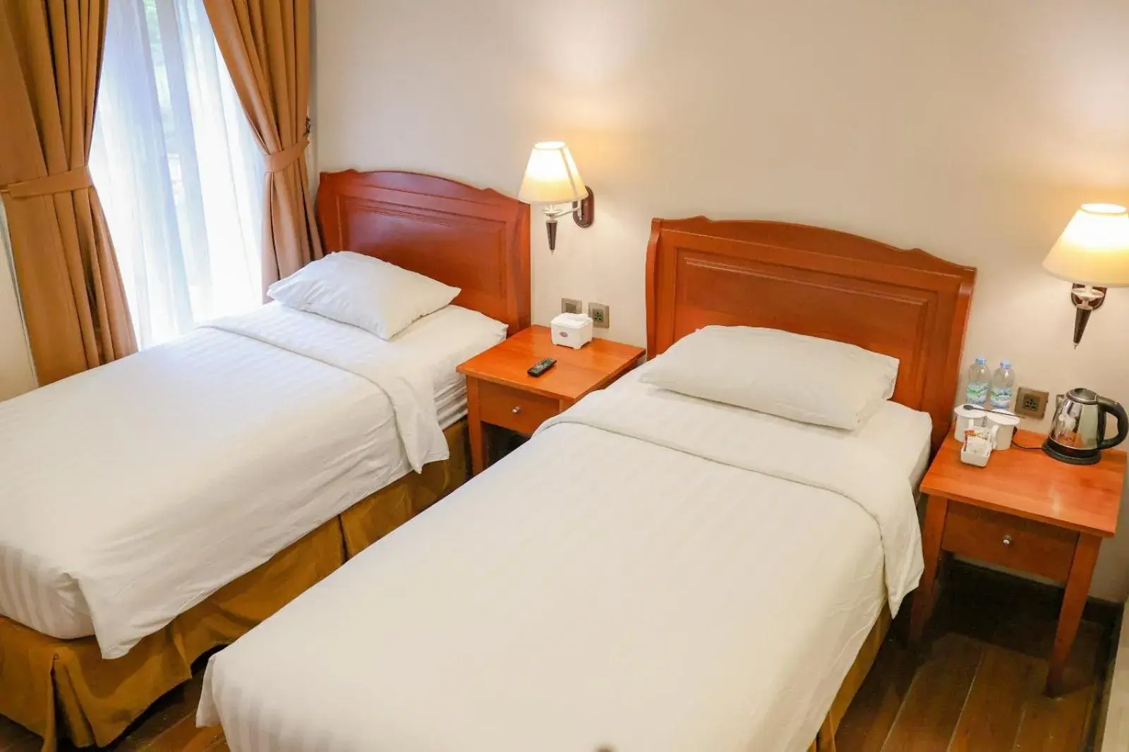 Cottage Twin Room in Thong's Inn Hotel Kualanamu Cottage Twin Room in Thong's Inn Hotel Kualanamu