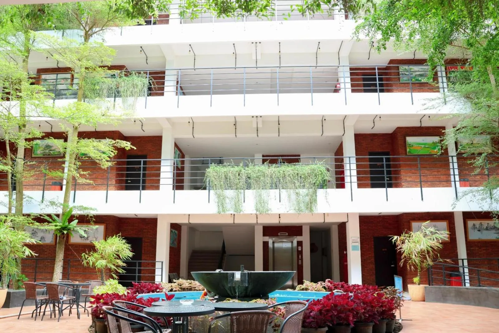 Property building in Thong's Inn Hotel Kualanamu