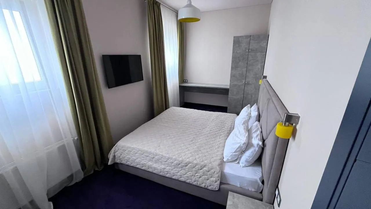 Bed in Horizon Hotel